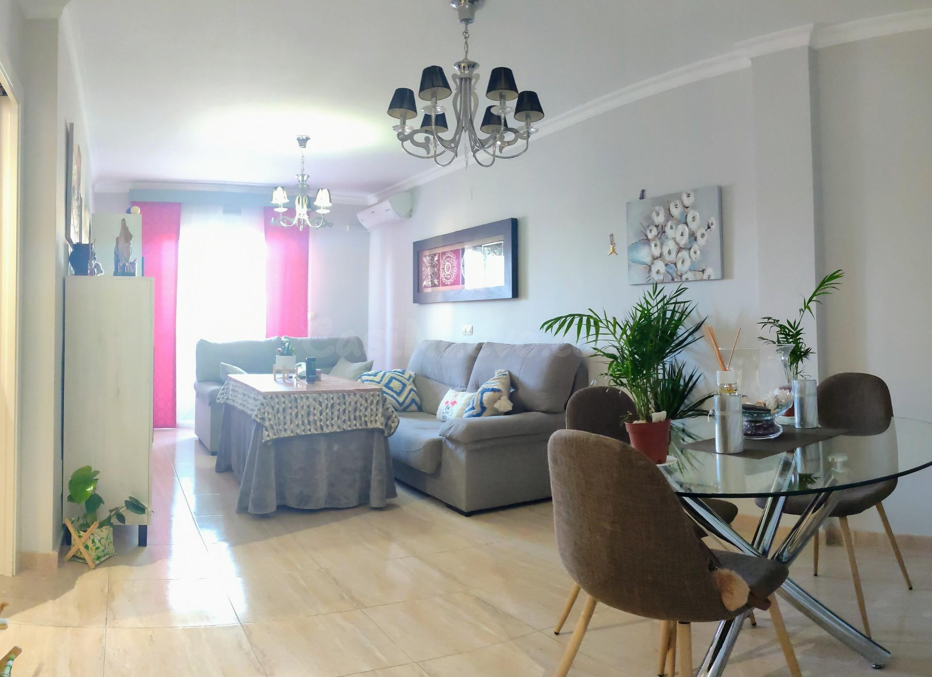 PURCHENA ( ALMERÍA ). VENTA DE PISO DE 2 habitaciones , CON ASCENSOR Y GARAJE. OPCIÓN TAMBIÉN A ALQUILER POR 500€ AL MES.
