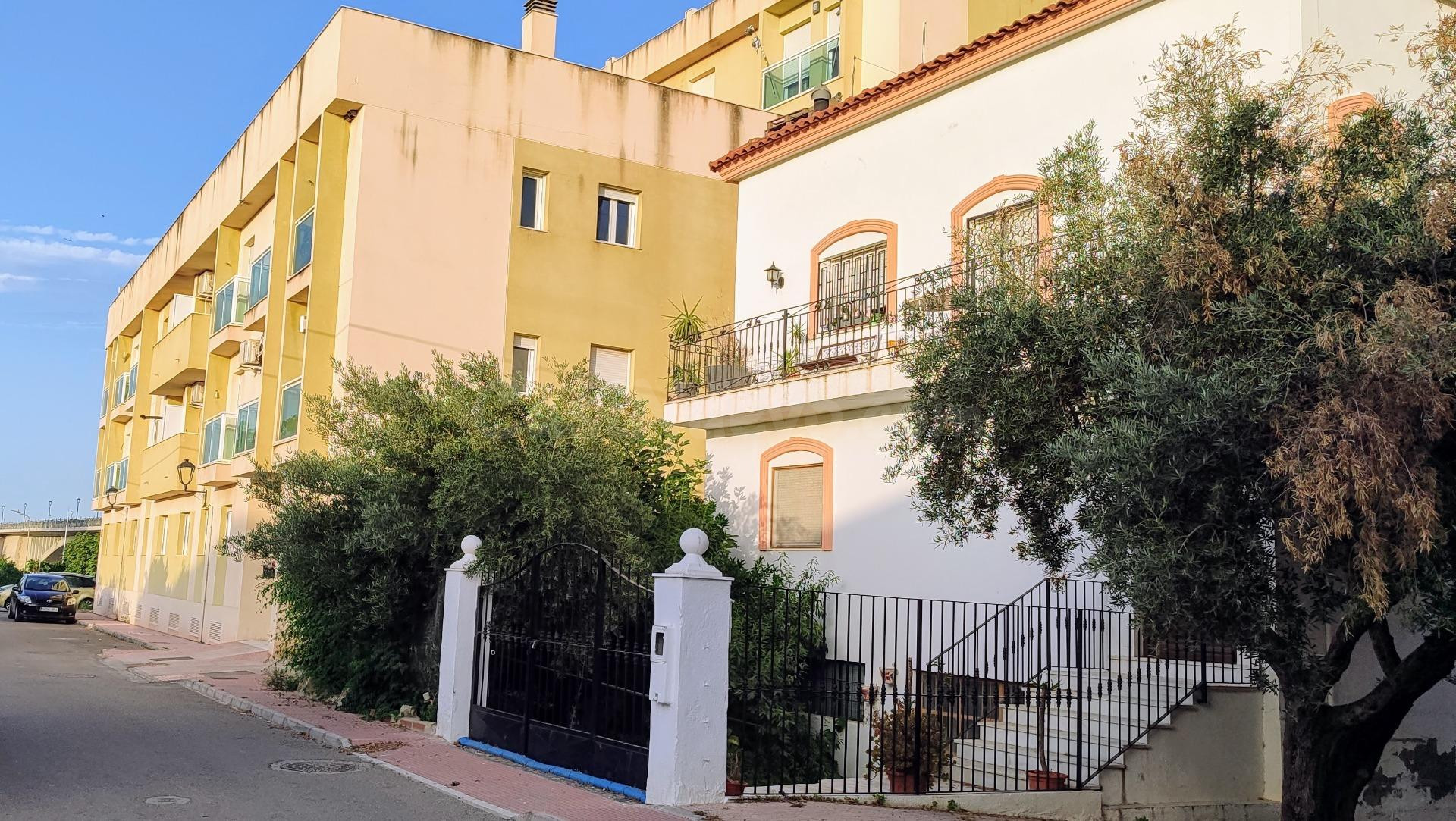 PURCHENA ( ALMERÍA ). VENTA DE ATICO DÚPLEX CON ASCENSOR, 2 habitaciones Y PLAZA DE PARKING.
