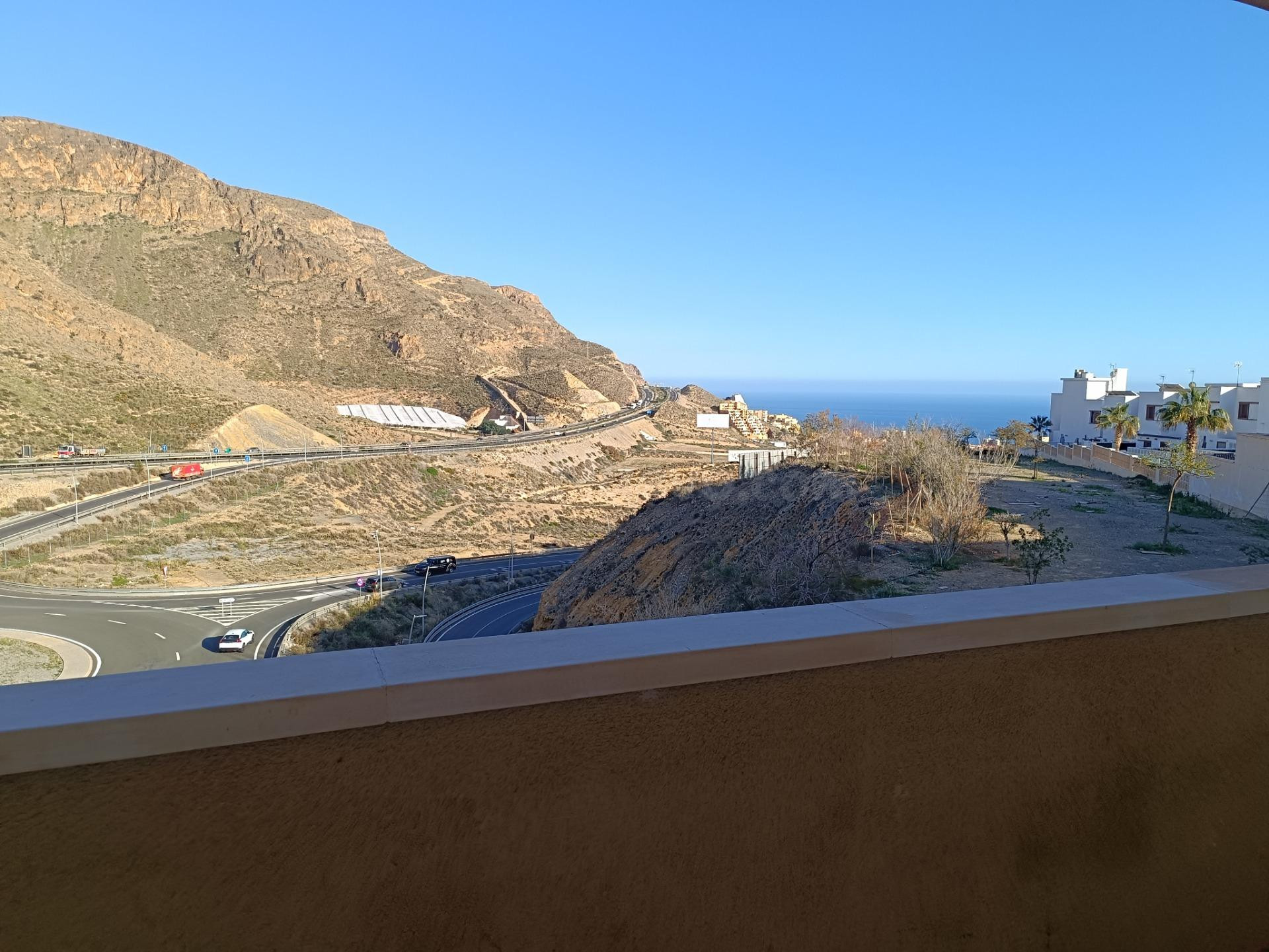 PISO EN AGUADULCE ZONA LAS COLINAS, 2 DORMITORIOS UN BAÑO Y ASEO TERRAZA CON VISTAS AL MAR
