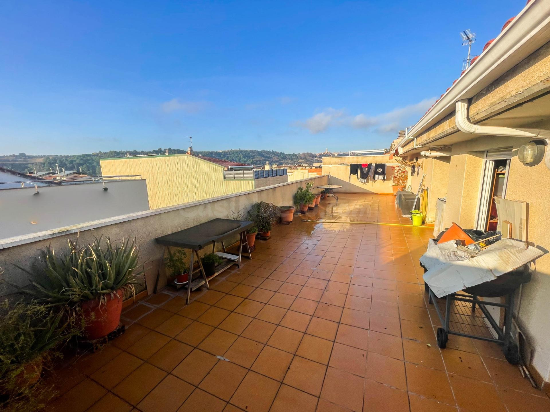 ÁTICO DÚPLEX EN VENTA CON AMPLIA TERRAZA EN OLESA DE MONTSERRAT