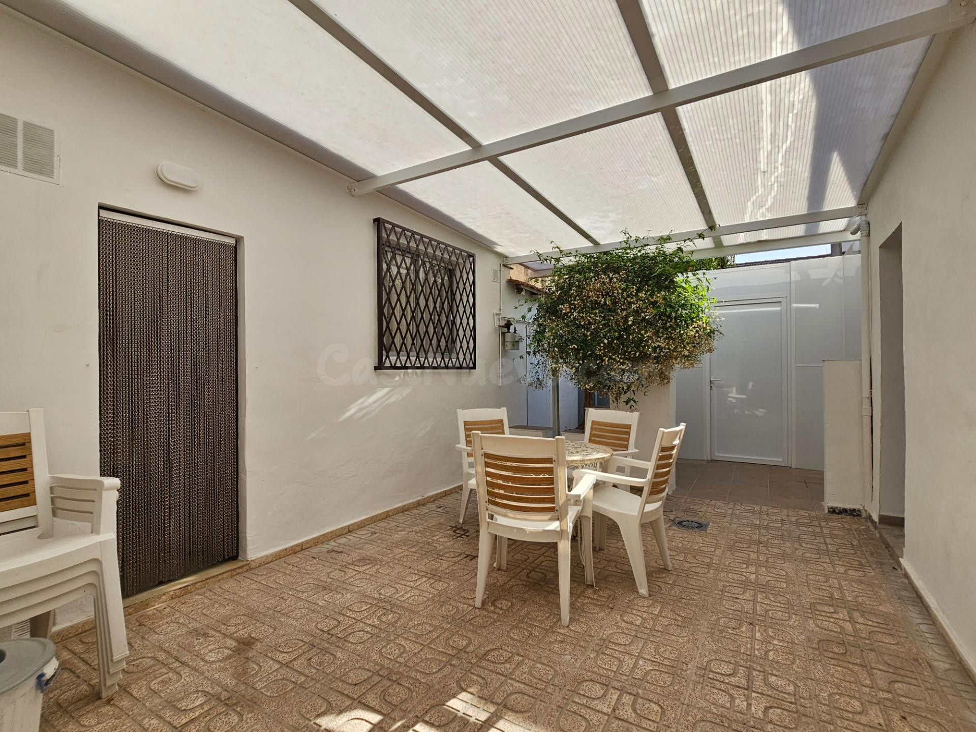 CASA PARA ESTUDIANTES DE CUATRO habitaciones