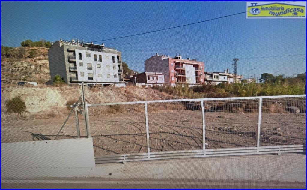 Oportunidad de Inversión en El Esparragal: Parcela con Gran Potencial