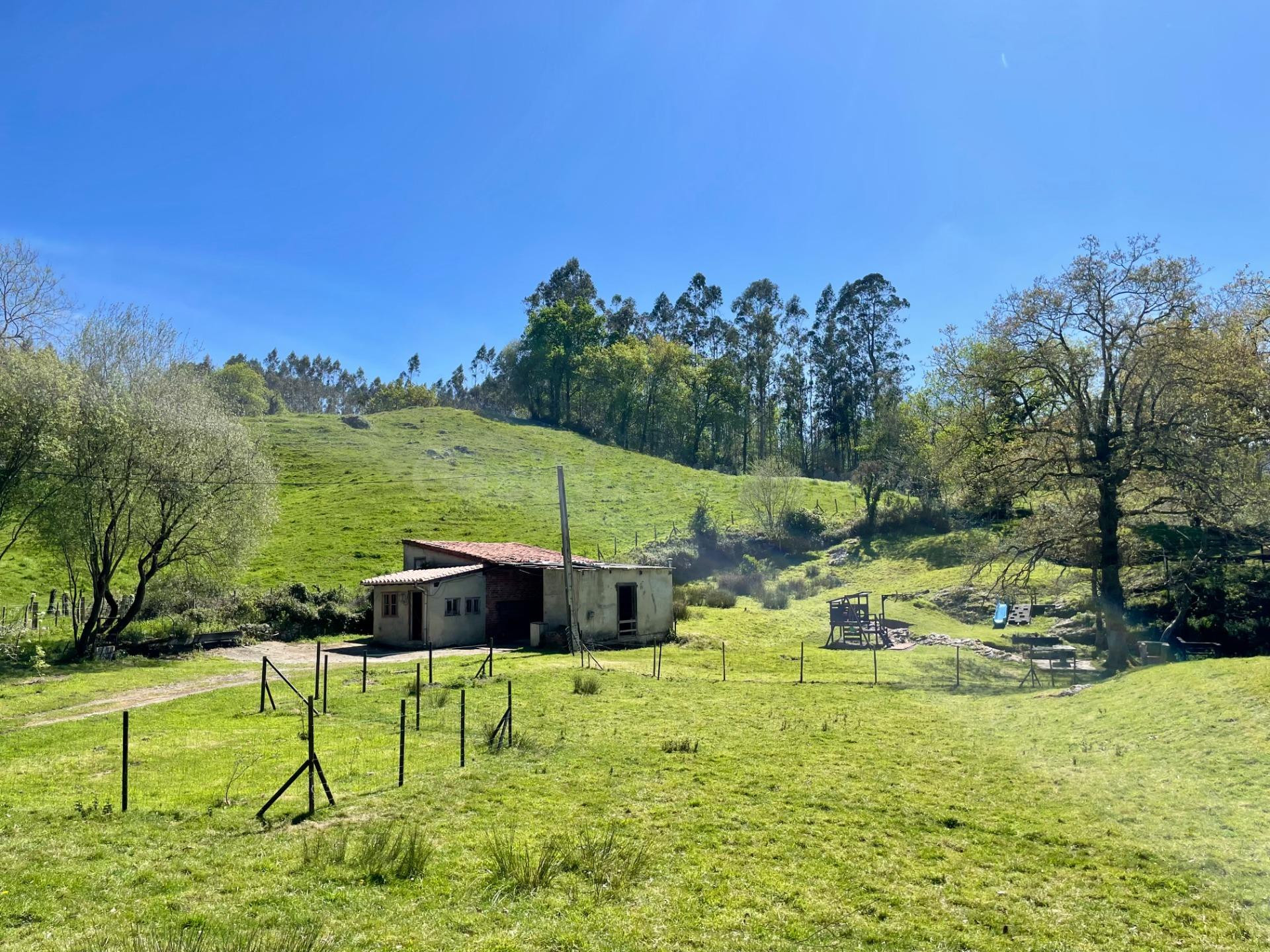 TERRENO RUSTICO CON LICENCIA PARA CONSTRUIR UNA CASA INDEPEN