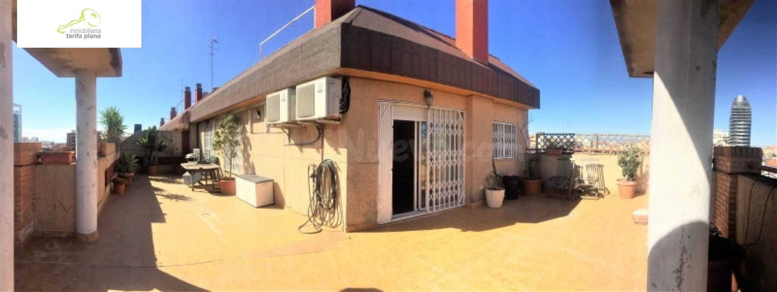 Ático de 90m2 y 50m2 de terraza con vistas al río y al lado de nuevas Consellerías. Visítalo en 360º