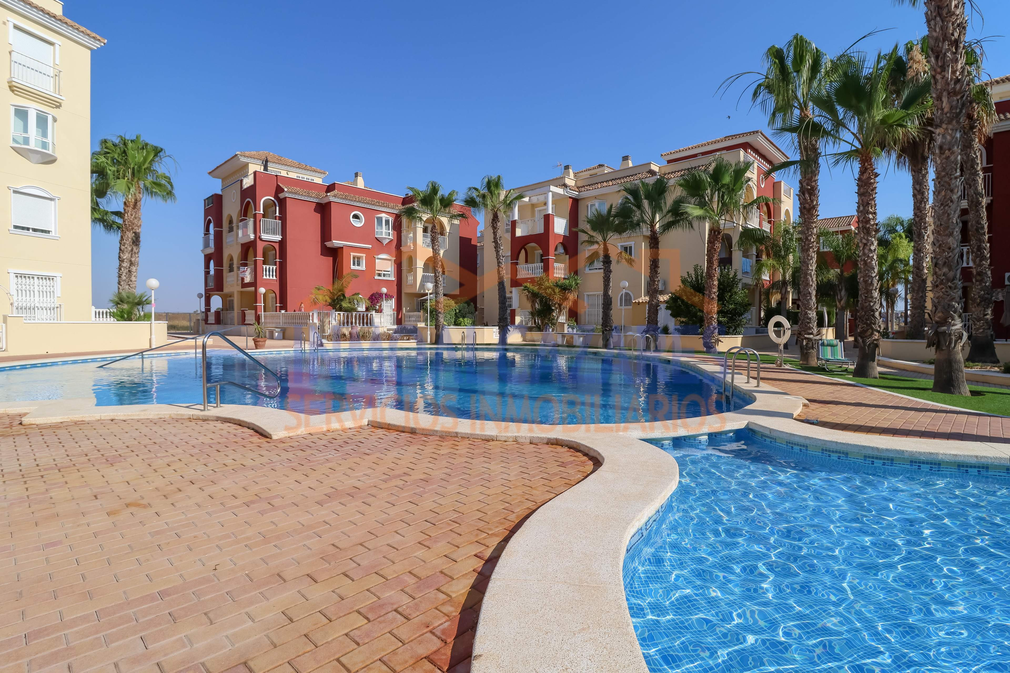 ÁTICO DE 2 habitaciones, SOLARIUM PRIVADO Y PISCINA COMUNITARIA. EN LOS ALCÁZARES, MURCIA