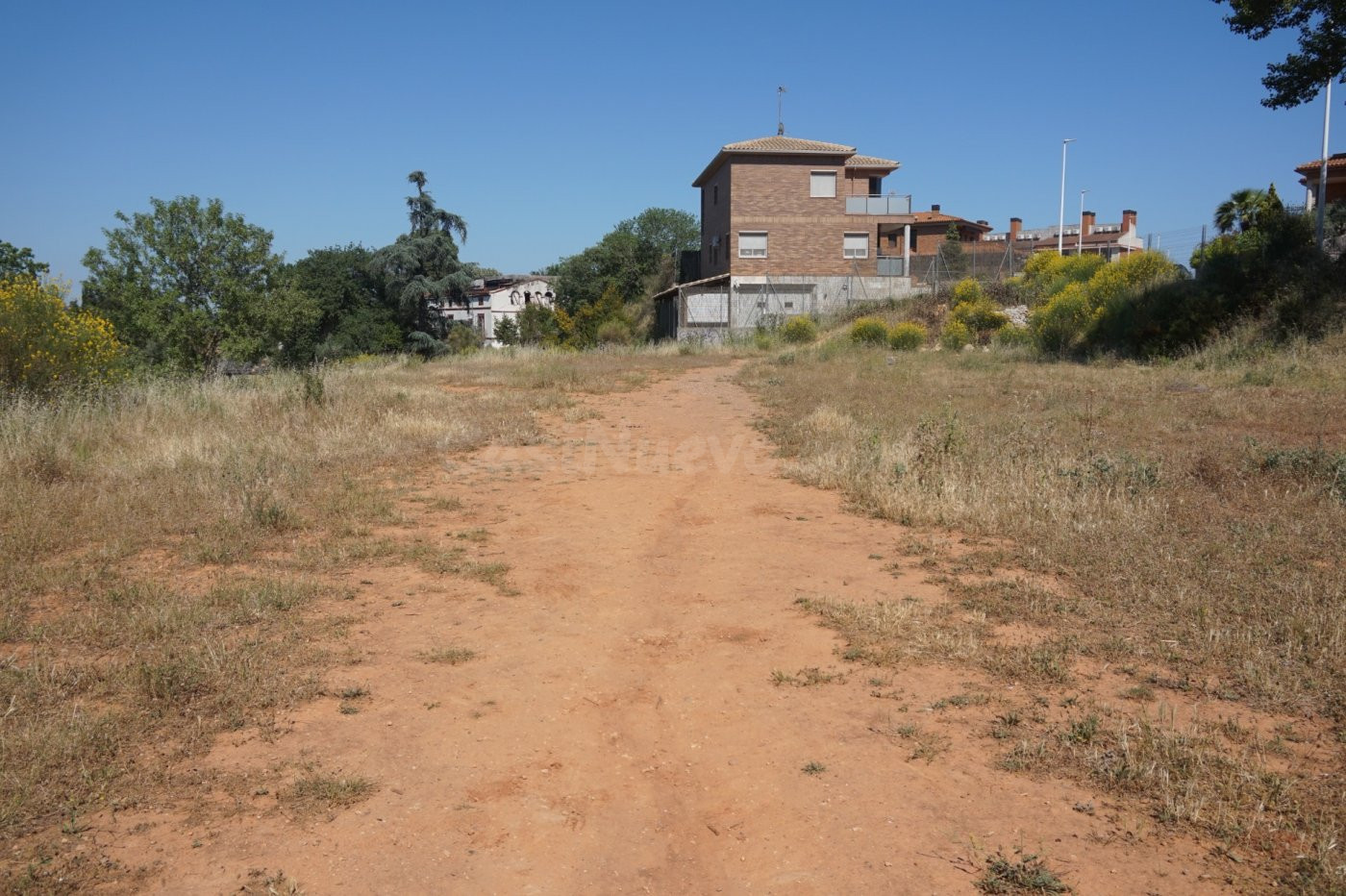 Construye tu casa a tu gusto, parcela 5 en La Colonia