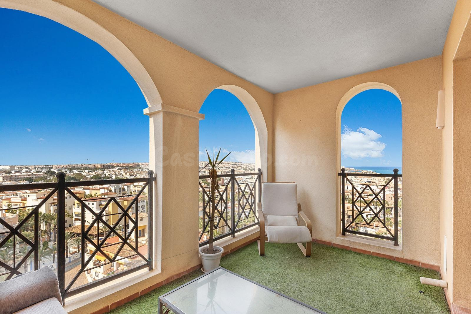 INCREIBLE APARTAMENTO DE 2 DORMITORIOS Y 2 BAÑOS EN ATALAYAS!!!