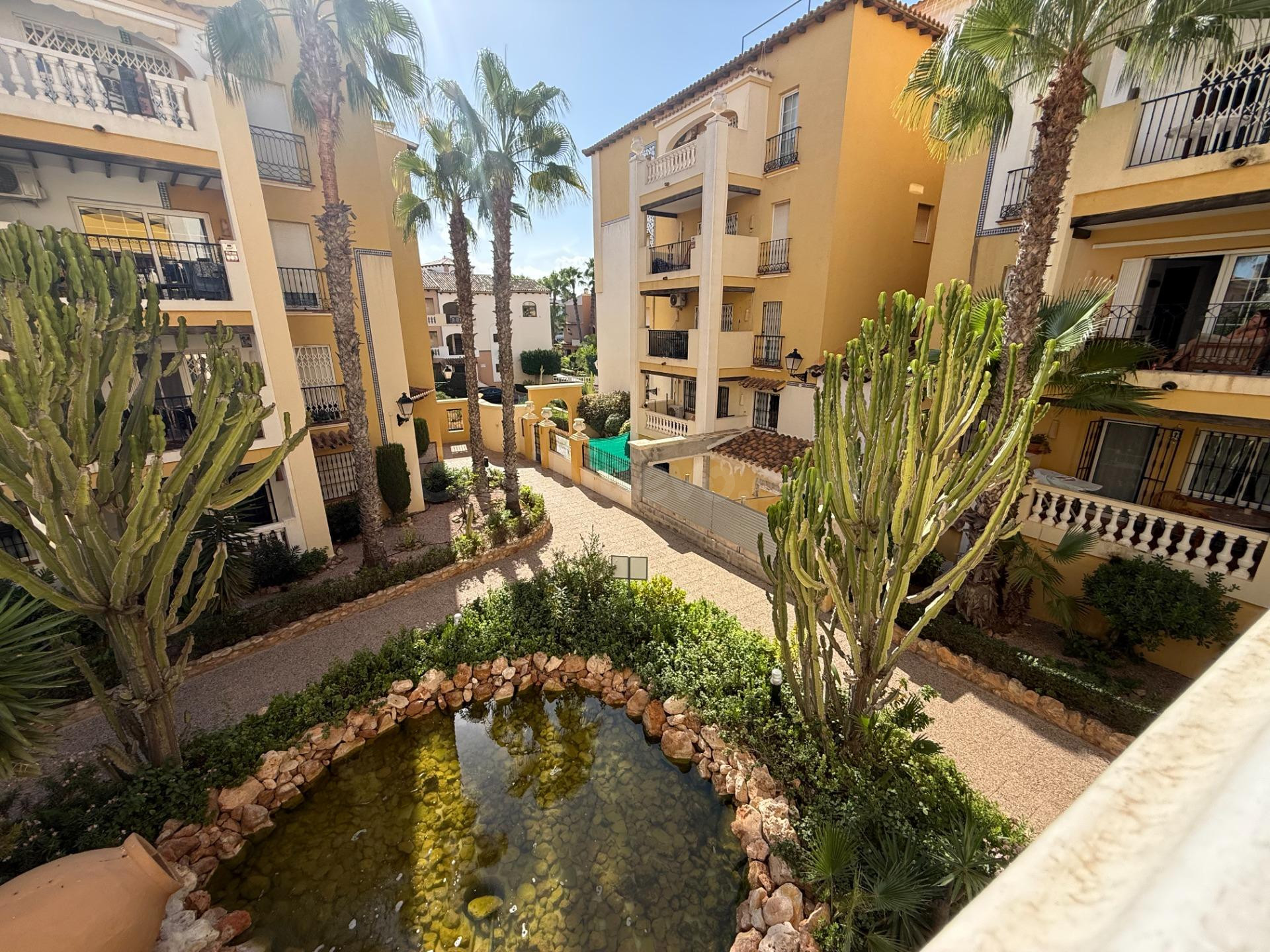 EXCLUSIVO APARTAMENTO REFORMADO EN ALDEA DEL MAR – TORREVIEJA