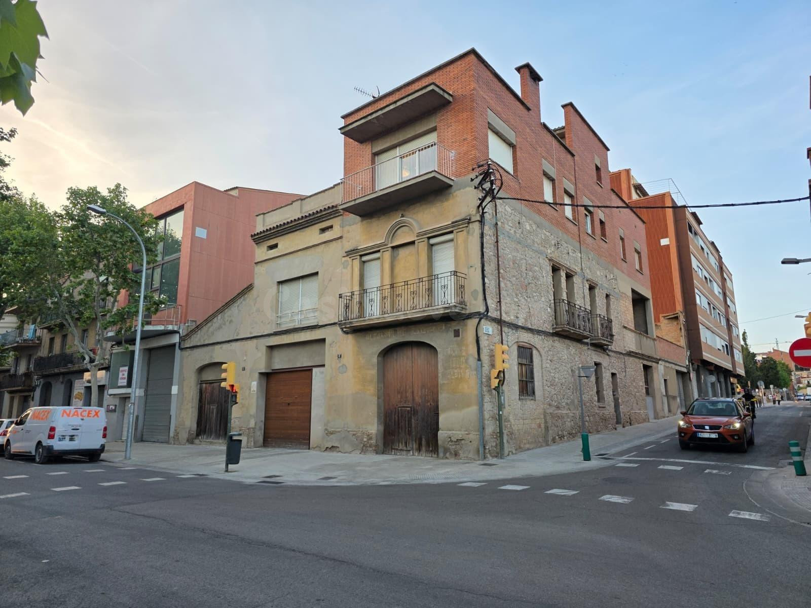 VENTA CASA EN IGUALADA ZONA PONIENTE 2 PISOS INDEPENDIENTES, TERRAZAS Y GRAN ALMACÉN DE 340M2!!