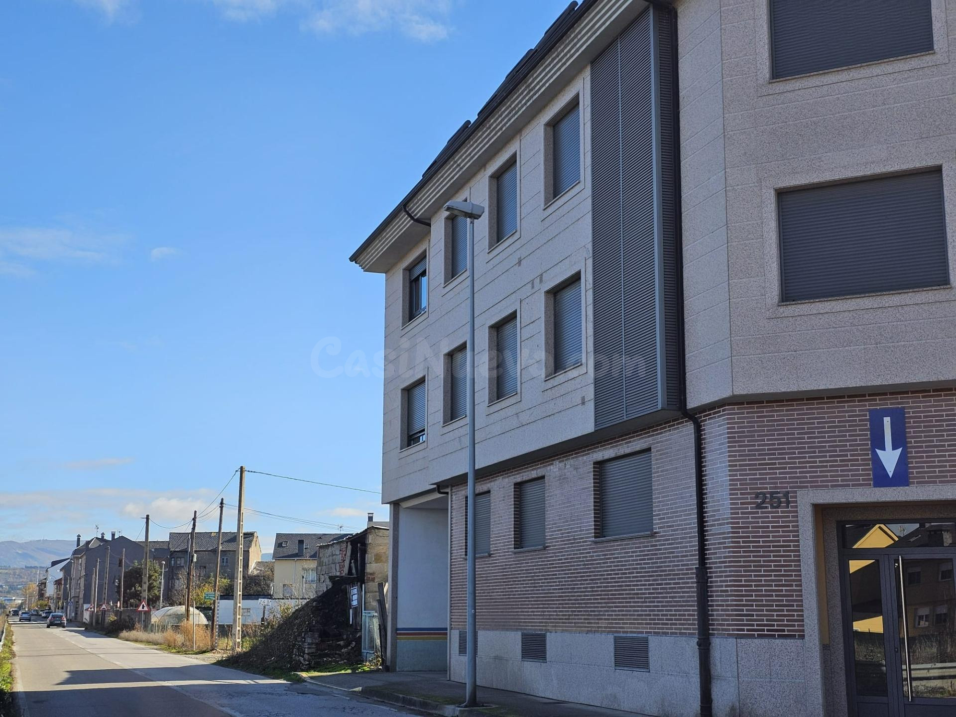 Impecable Casa Nueva en Cuatrovientos, Ponferrada – ¡Tu Hogar Ideal Te Espera!