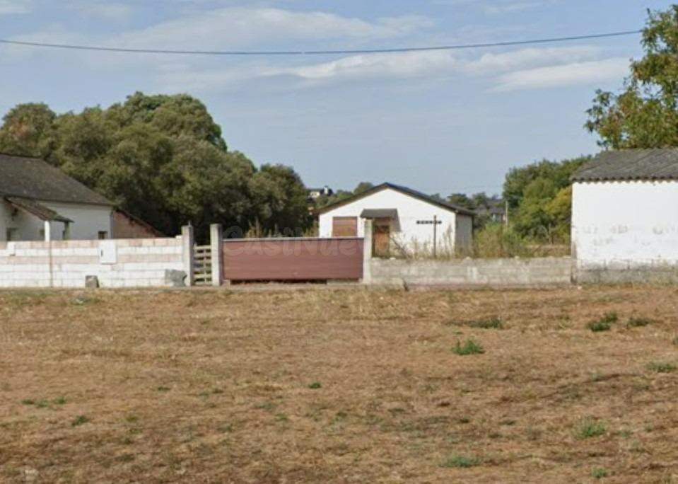 Oportunidad única: Terreno Urbanizable en Cabañas de la Dornilla - ¡Tu futuro empieza aquí!