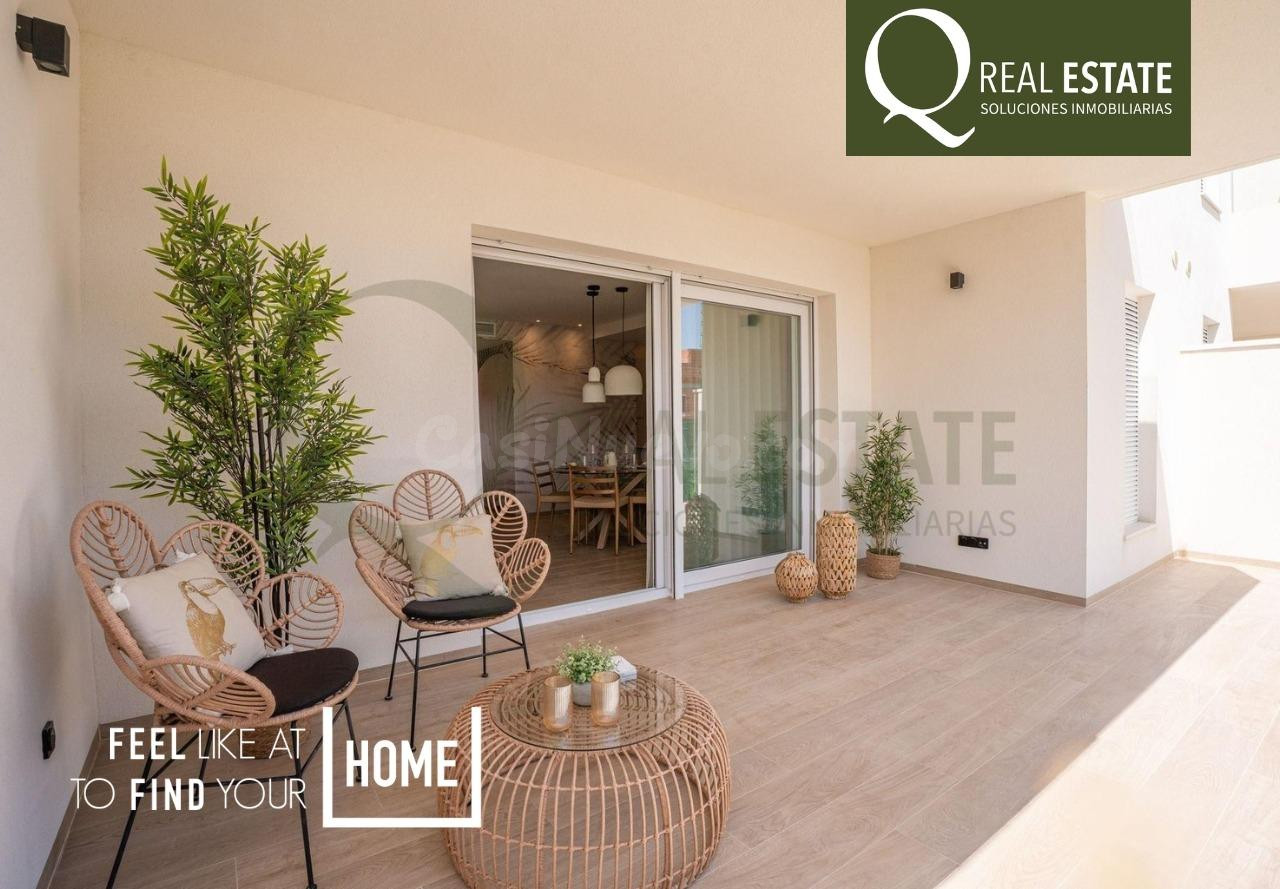 Elegancia mediterránea con jardín privado en Finca Resort, Algorfa