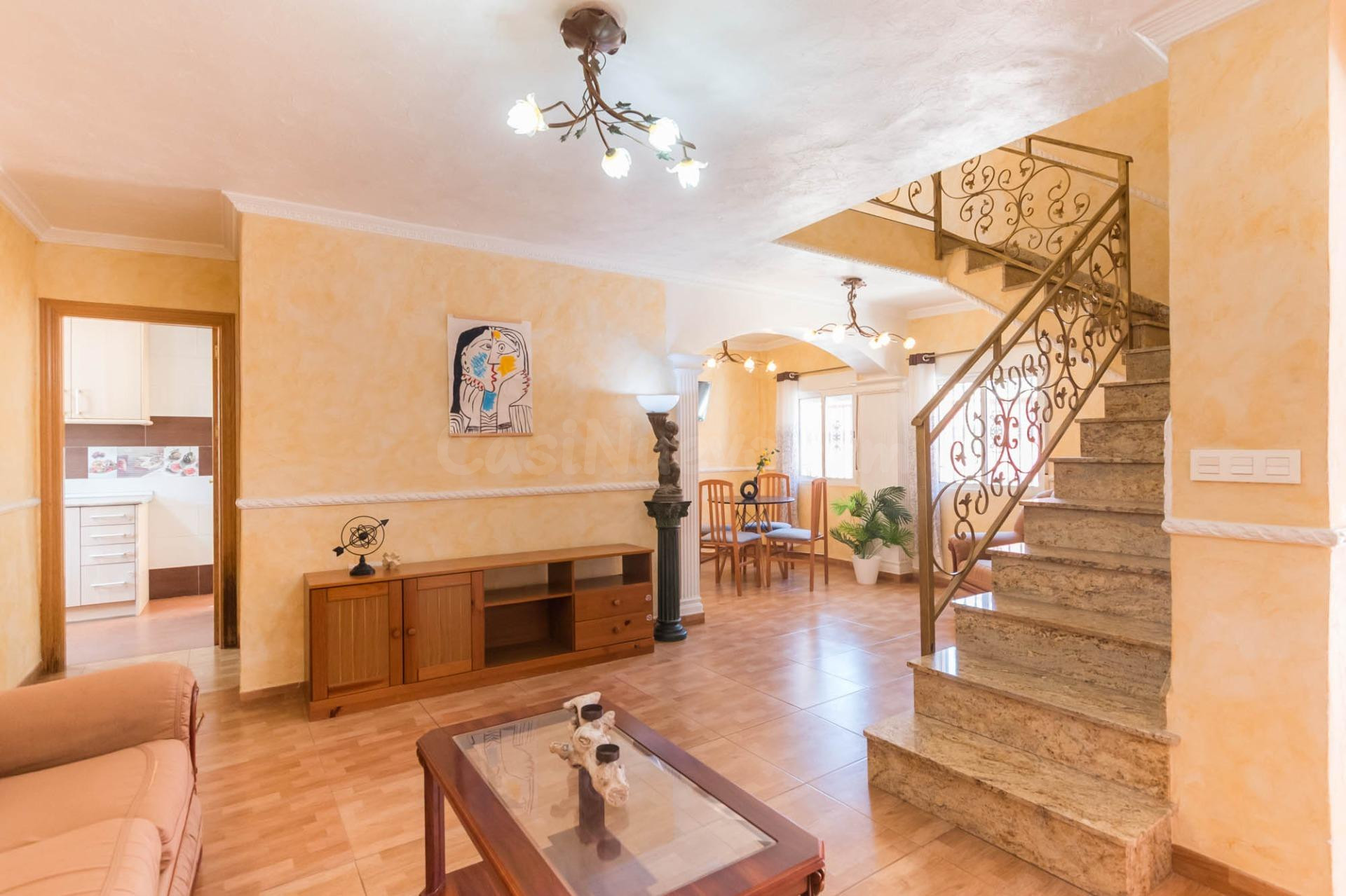 DÚPLEX + VIVIENDA/LOCAL INDEPENDIENTE EN VENTA - LOS BAÑOS DE FORTUNA