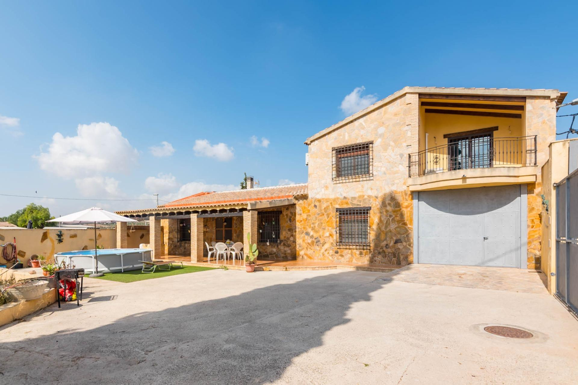 Encanto, historia y amplitud en una antigua posada rehabilitada en Cañada Hermosa