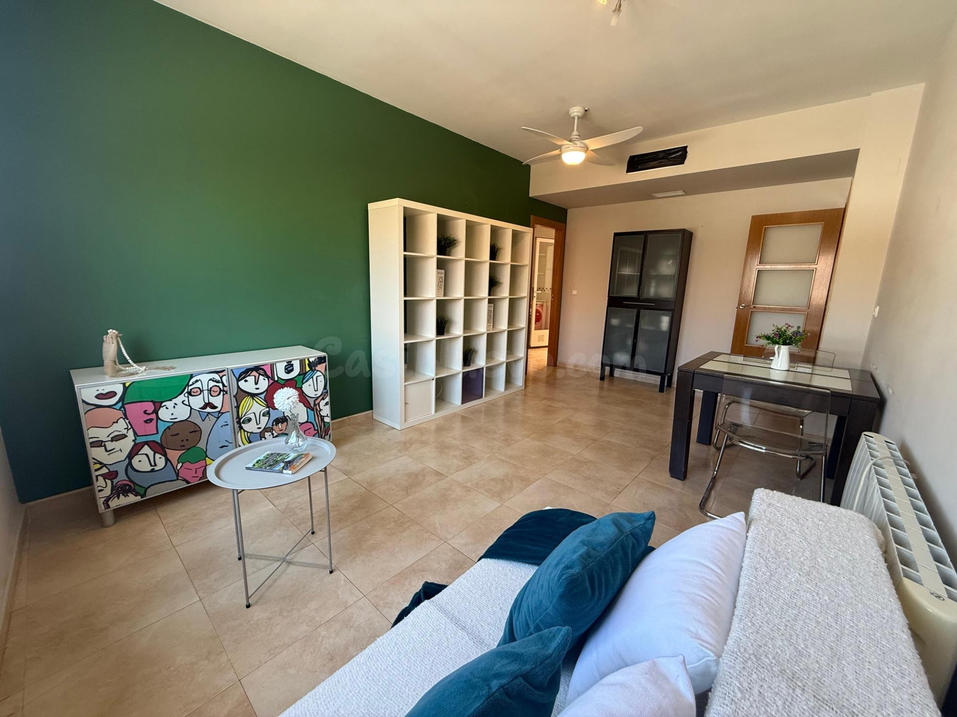 ¡Descubre este acogedor apartamento de 2 habitaciones en Ceutí!