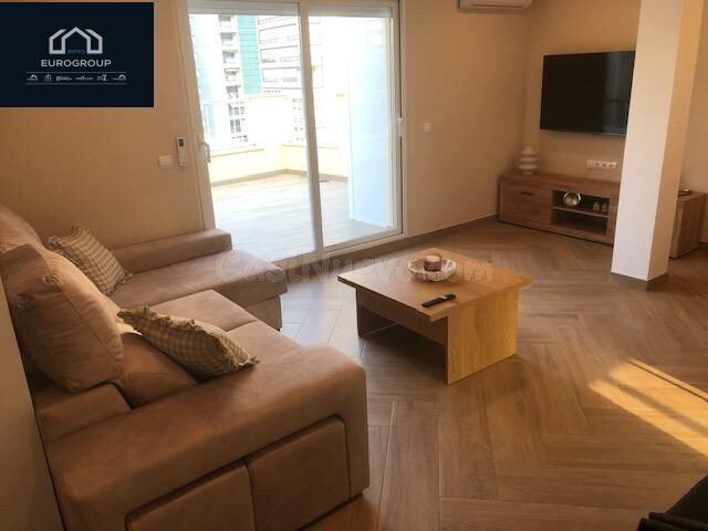Piso en 1 línea de Levante, 3 dorm, completamente nuevo a estrenar, alquiler anual. www.euroloix.com