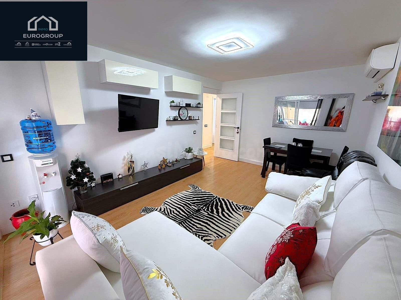 IMPRESIONANTE PISO DE 3 DORMITORIOS Y 2 BAÑOS, REFORMADO, EN EL CENTRO DE BENIDORM A 250 M  PLAYA DE PONIENTE Y PARQUE ELCHE