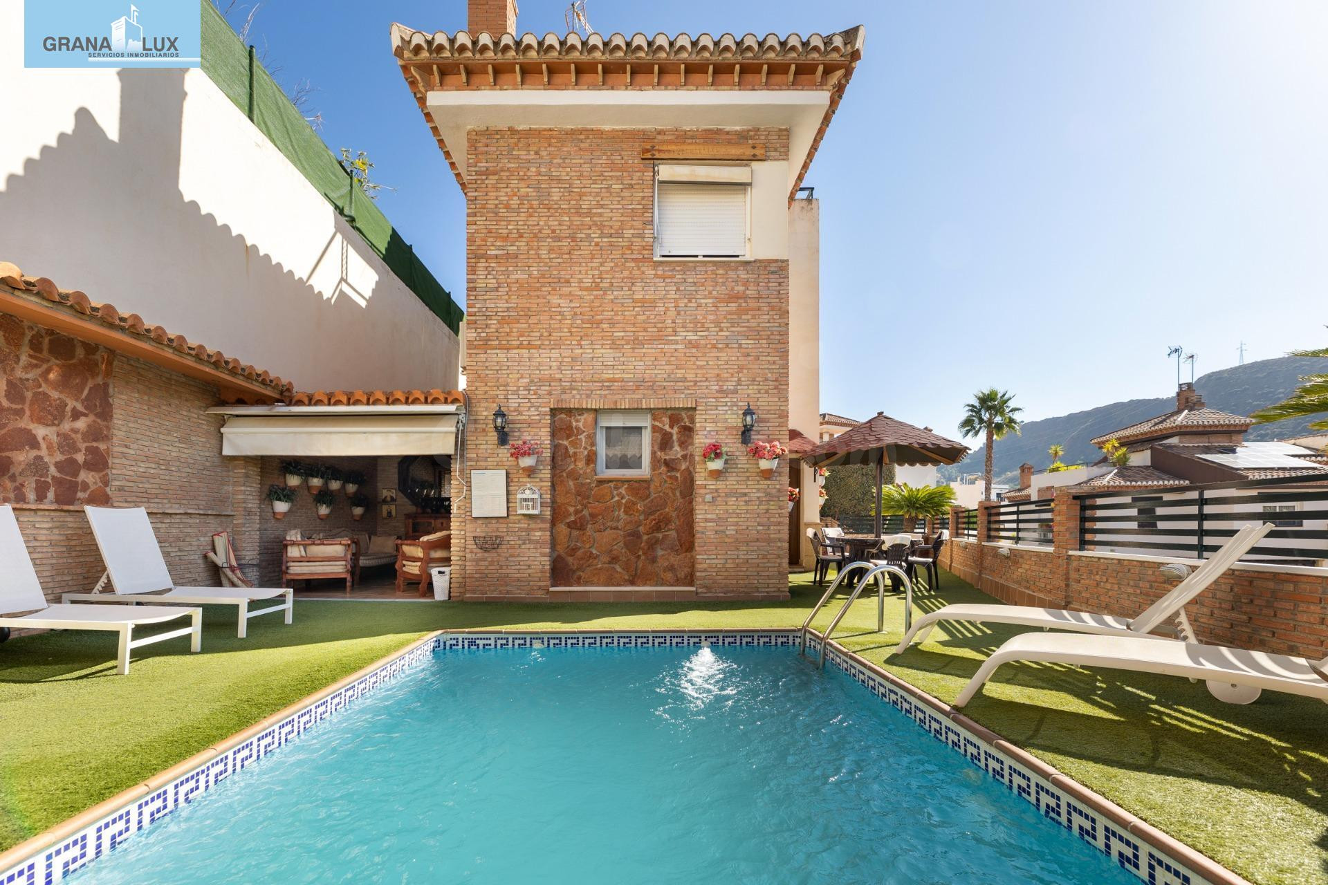 Magnífica casa para invertir puesto que tiene licencia turística o para vivir