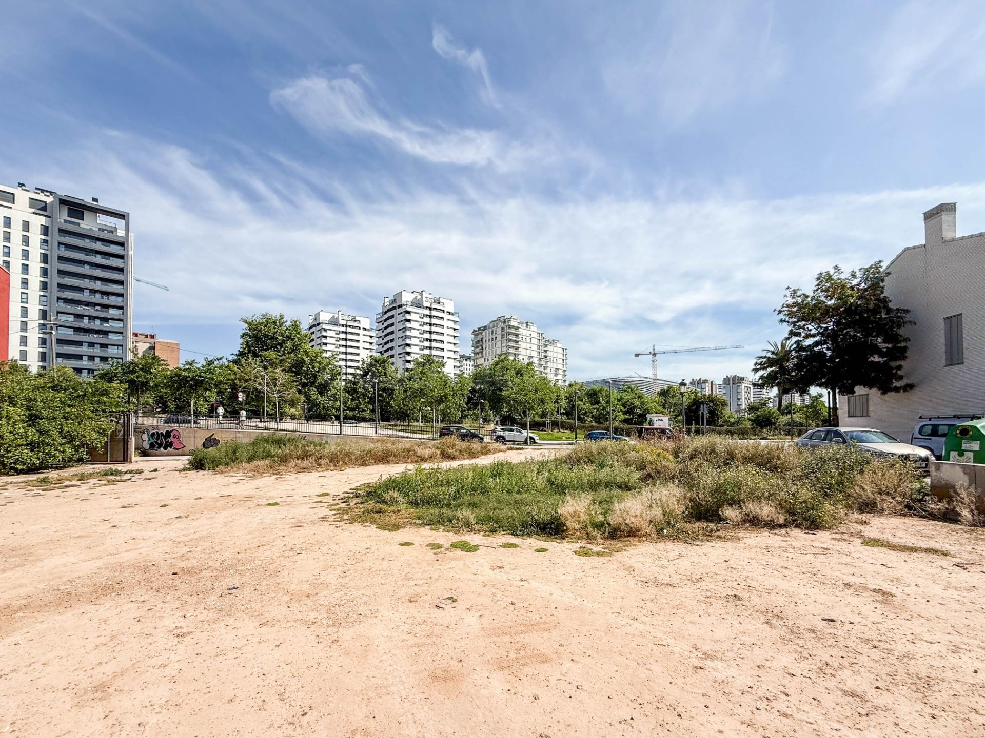 Se vende suelo urbano en Calle Jaraco (zona Fonteta de Sant Lluís)