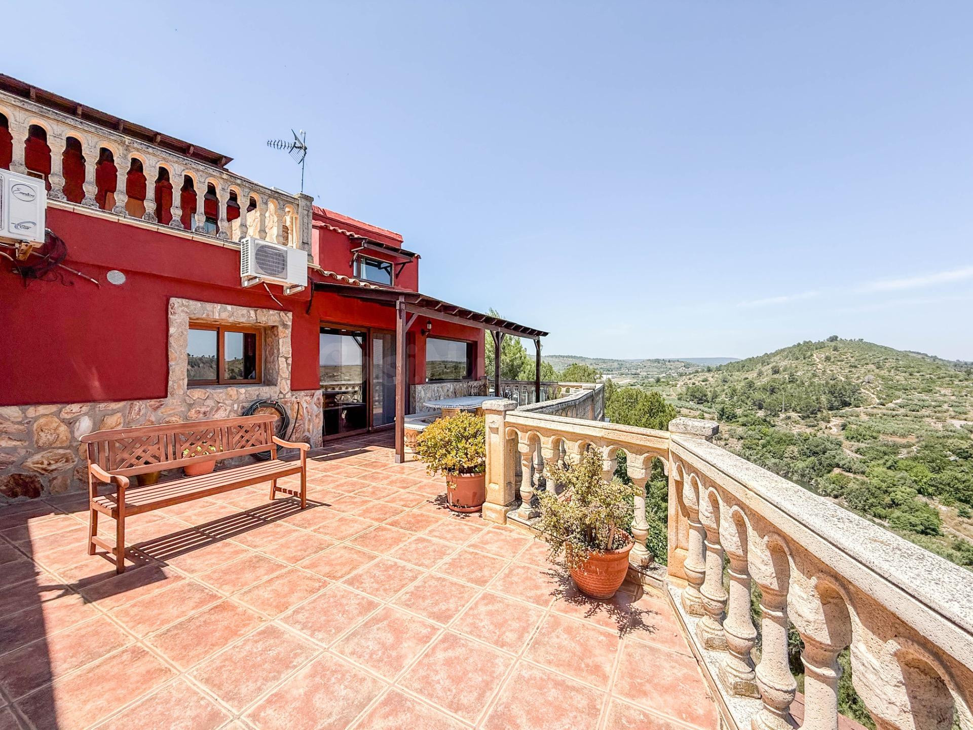 EL MIRADOR DEL SALTO C.R. – Negocio turístico con licencia y rentabilidad demostrada en Chella (Valencia)