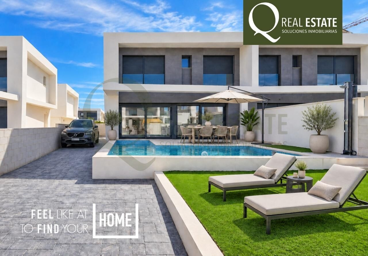 Chalet en Gran Alacant con piscina privada, jardín y amplias terrazas