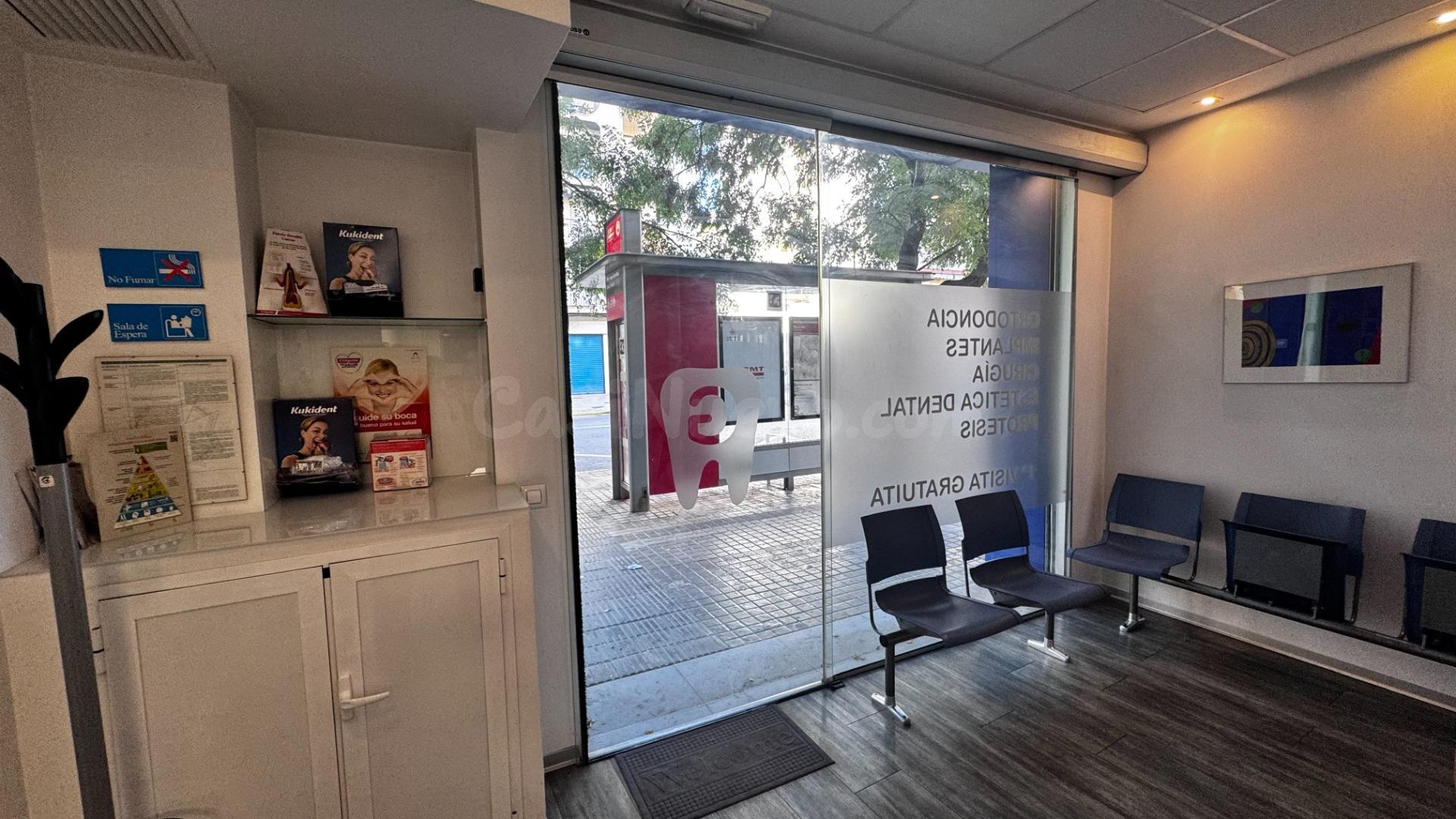 OPORTUNIDAD DE INVERSIÓN: LOCAL COMERCIAL + CLÍNICA EN VENTA. ZONA CAMÍ REIAL.