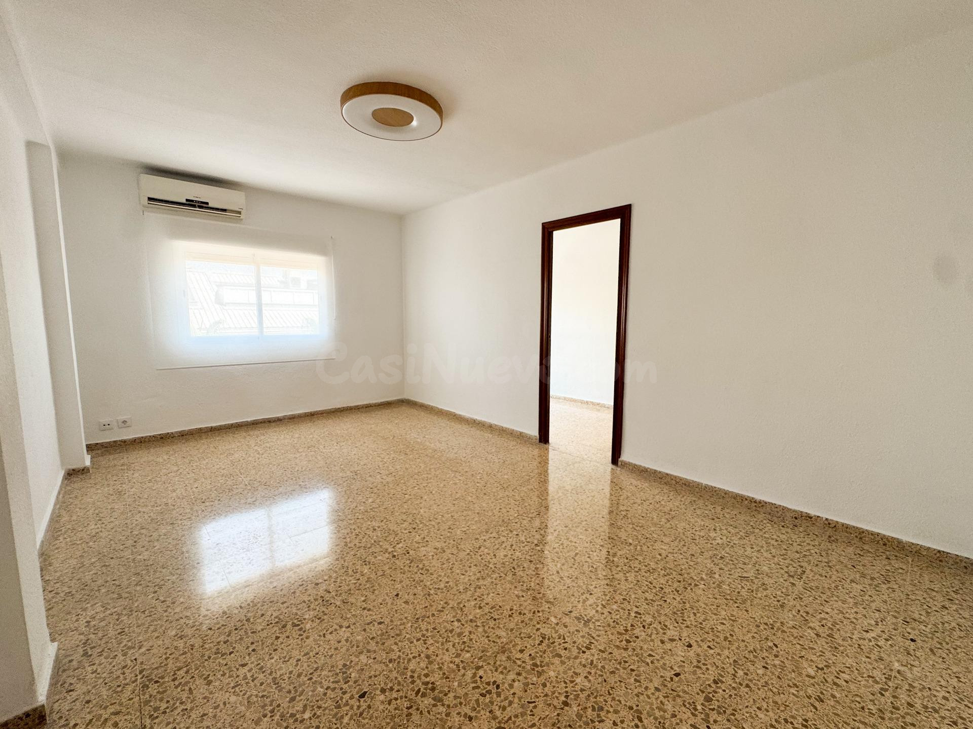 ¡Vivienda en alquiler con trastero en una de las mejores zonas de Catarroja!