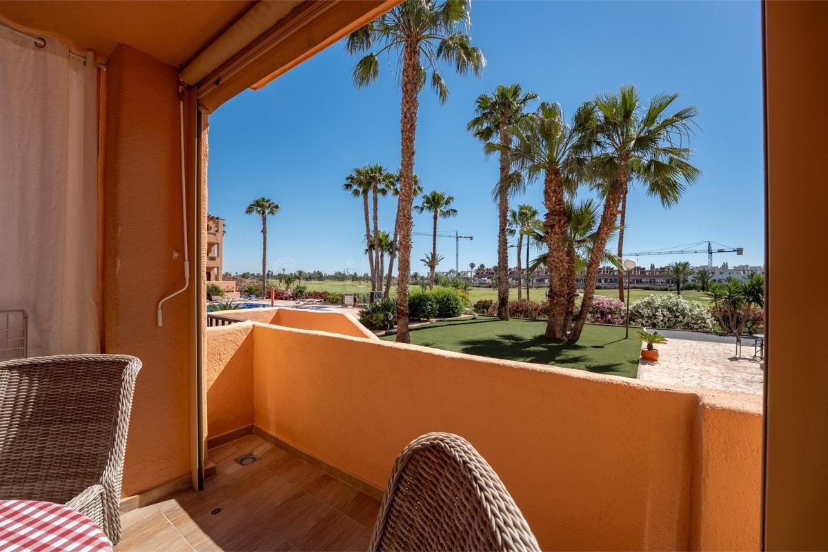APARTAMENTO PRIMERA LINEA GOLF!