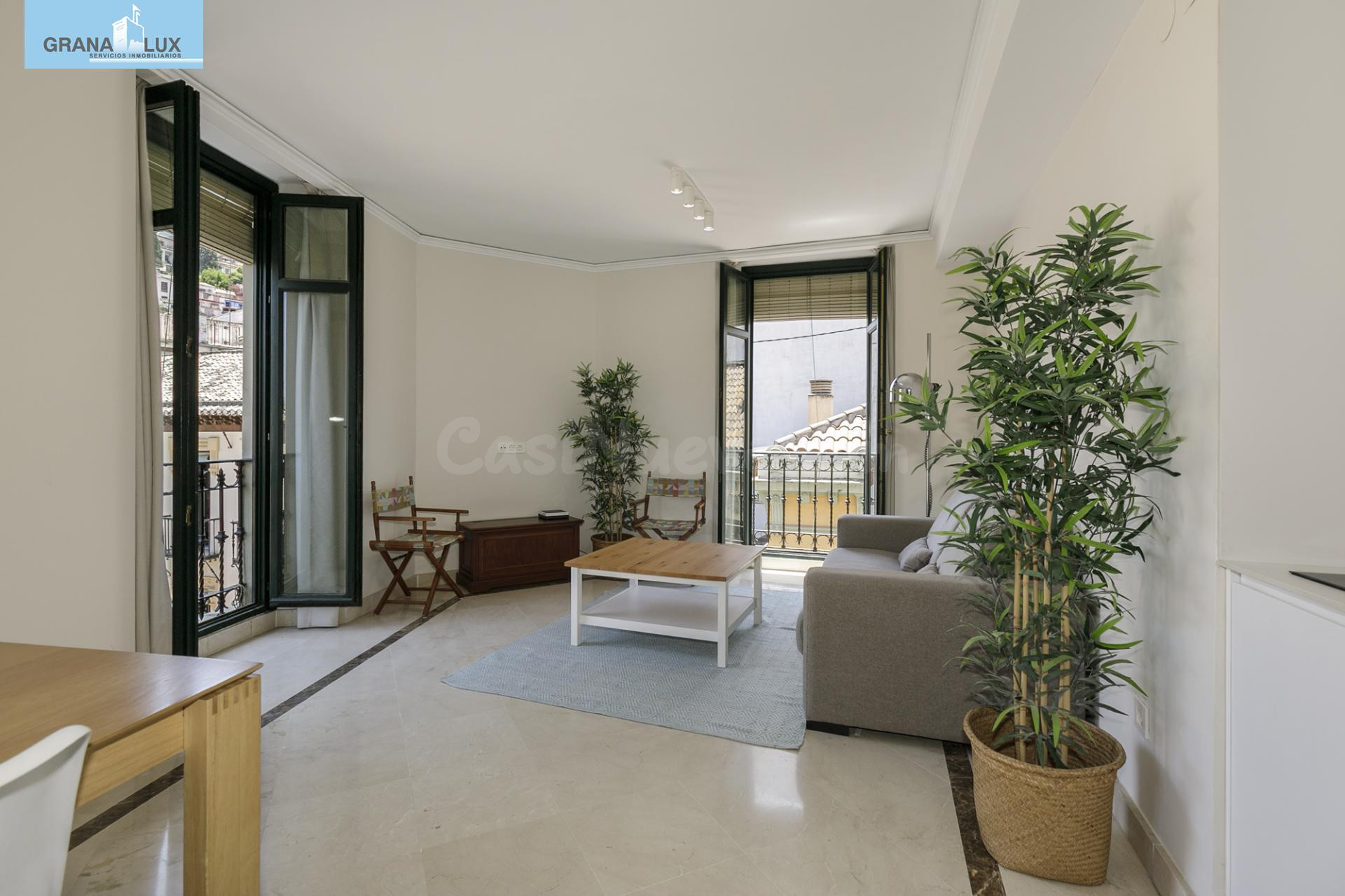 Precioso apartamento reformado en Gran Vía, pleno centro de Granada