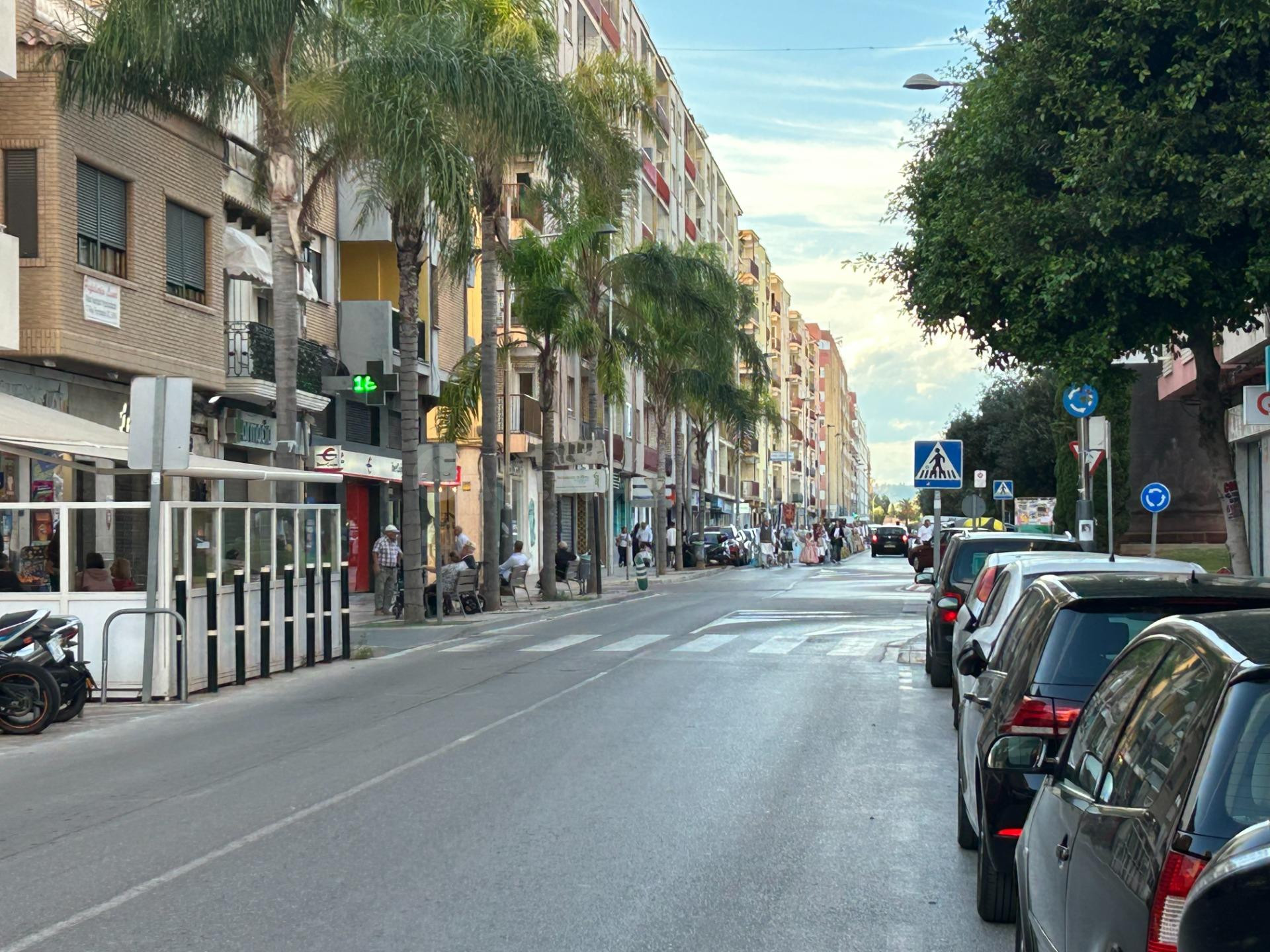Ref. 08631 VENTA DE EDIFICIO EN EL CENTRO DEL PUERTO DE SAGUNTO PARA REFORMAR