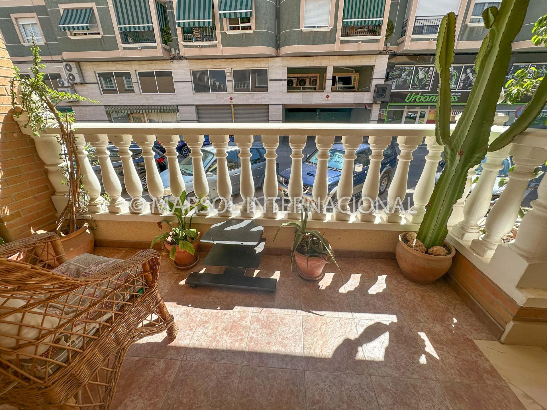 Precioso bungalow adosado frente al Parque Severo Ochoa de Orihuela