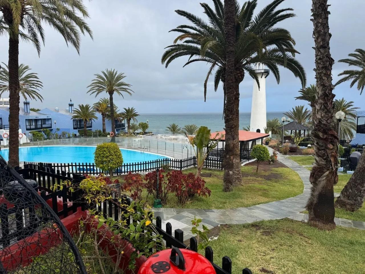 Bonito Bungalow en primera línea en Playa del Águila