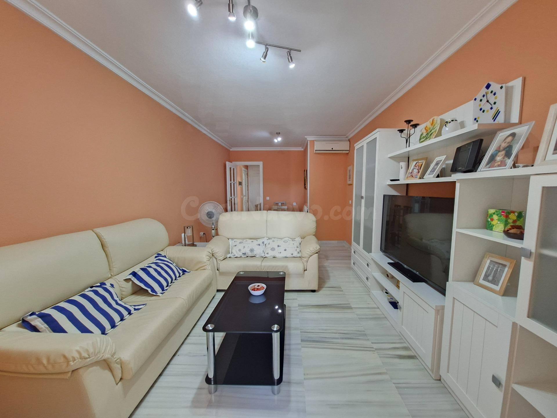 Piso en Alquiler para Temporada Escolar en Aguadulce Sur, Almería