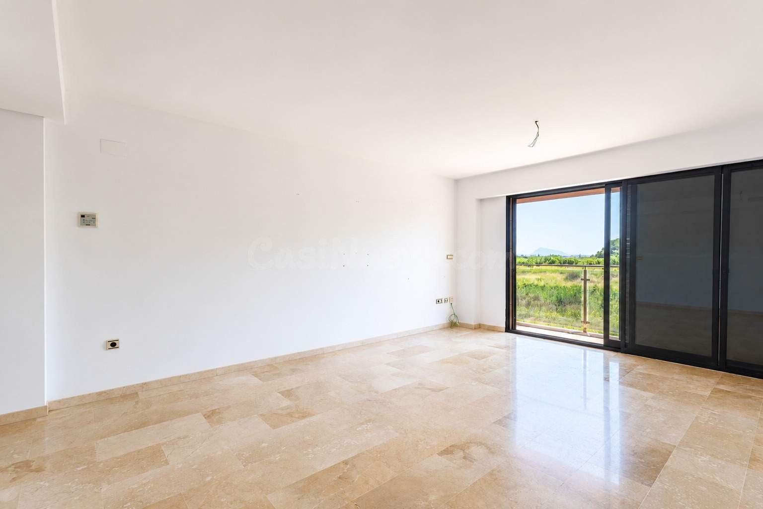 ¡LUZ, AIRE Y VISTAS ABIERTAS A LA NATURALEZA EN GUARDAMAR DE LA SAFOR!