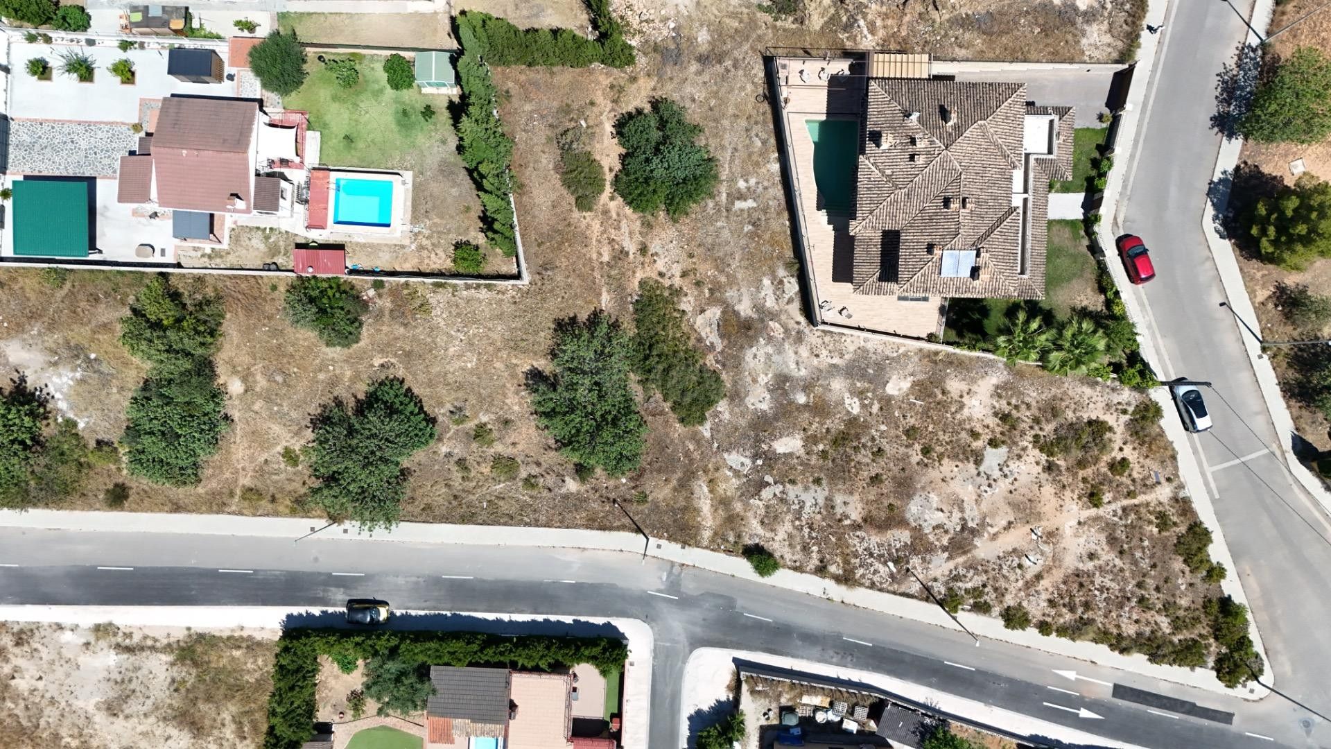 Parcela urbana en Montejarque, junto al Parque Natural de San Vicente