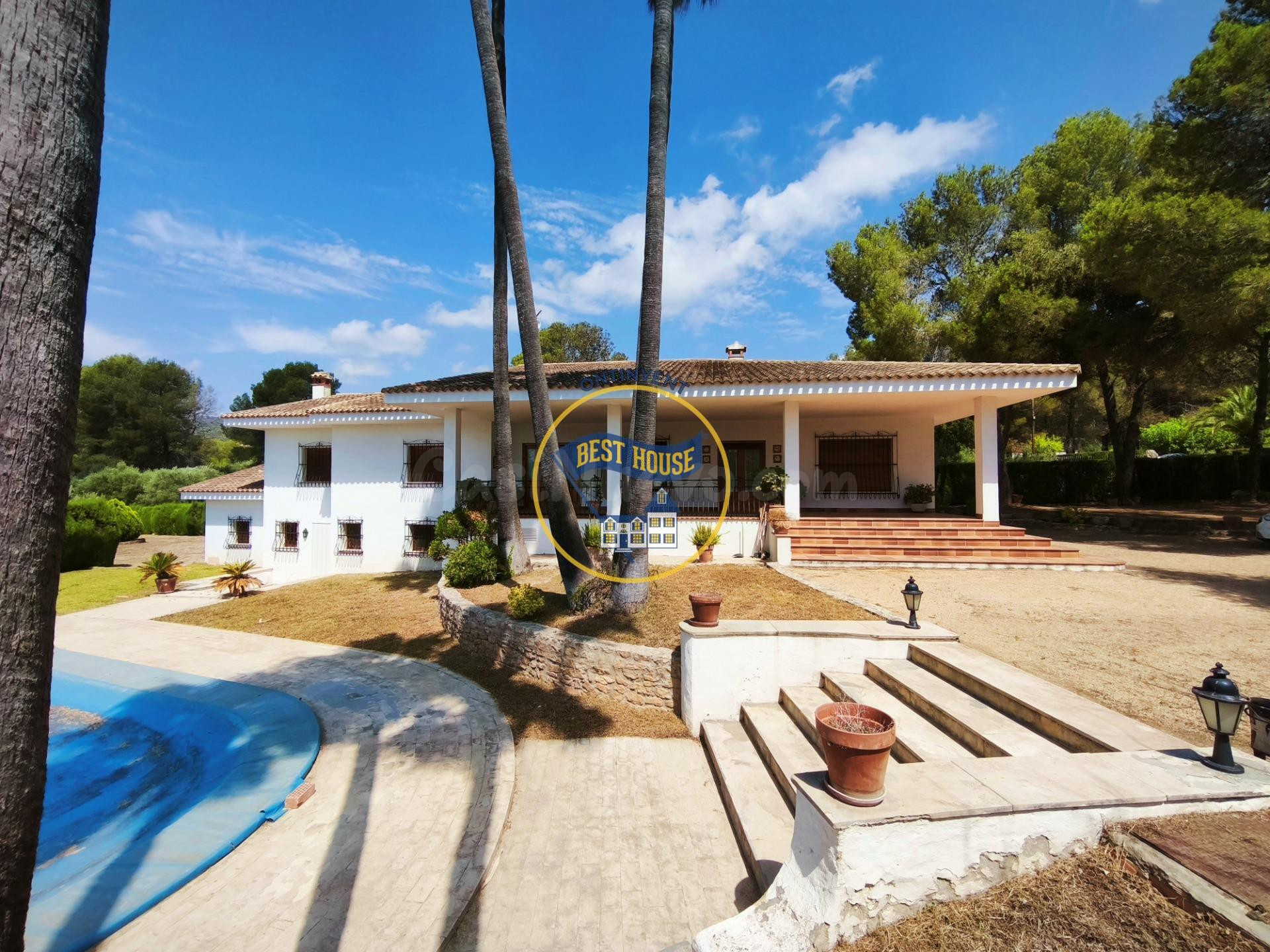 ¡¡¡¡OPORTUNIDAD!!! ESPECTACULAR CHALET CON PISCINA Y TERRENO EN ONTINYENT