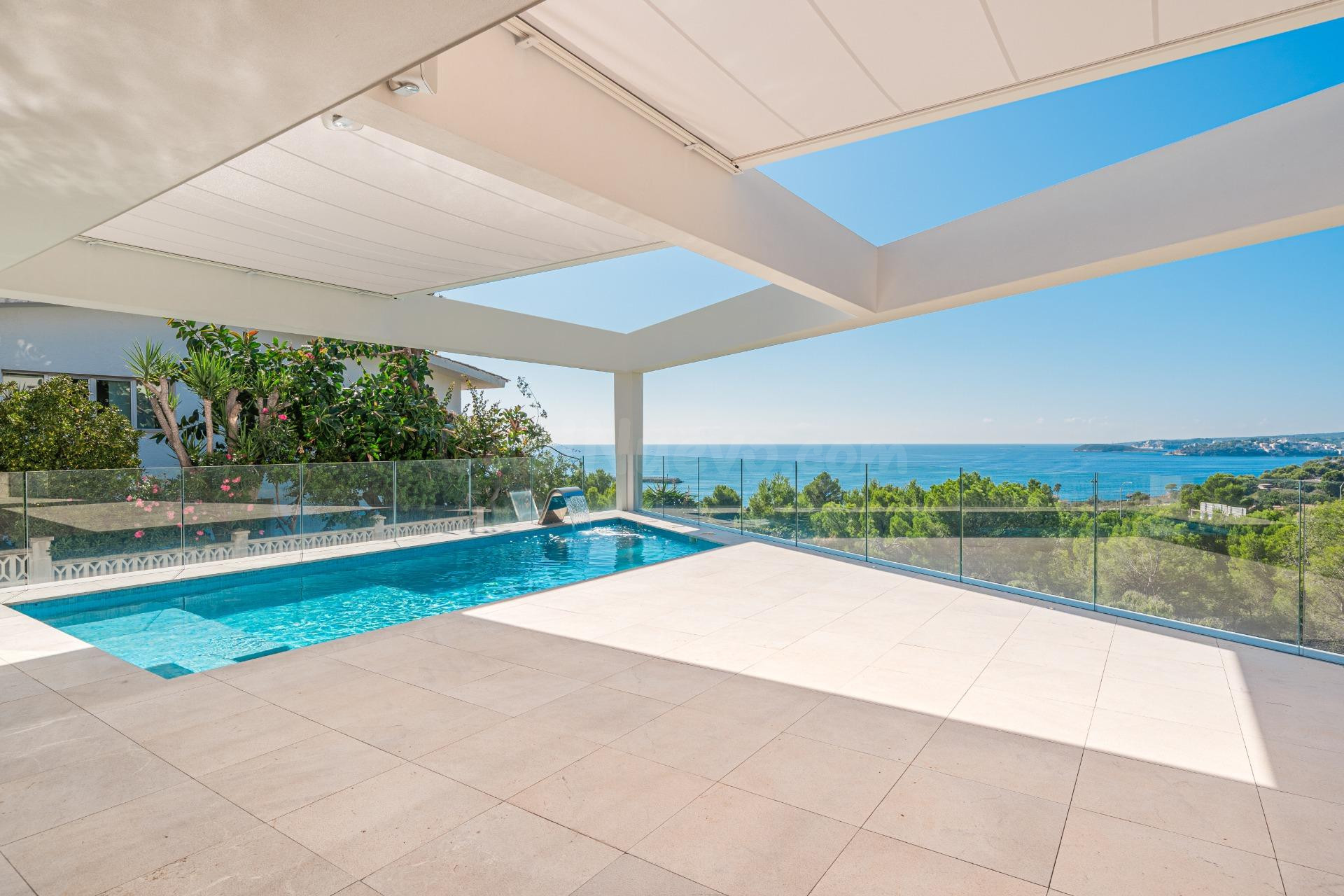 ESPECTACULAR VILLA MODERNA CON VISTAS AL MAR EN COSTA DEN BLANES