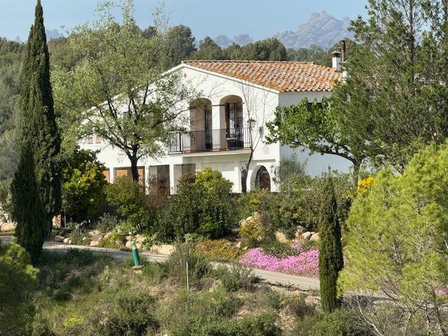 OFERTA +++ PRECIOSA MASIA CATALANA EN VENTA CON MAS DE 95.000 m2 DE PARCELA RUSTICA