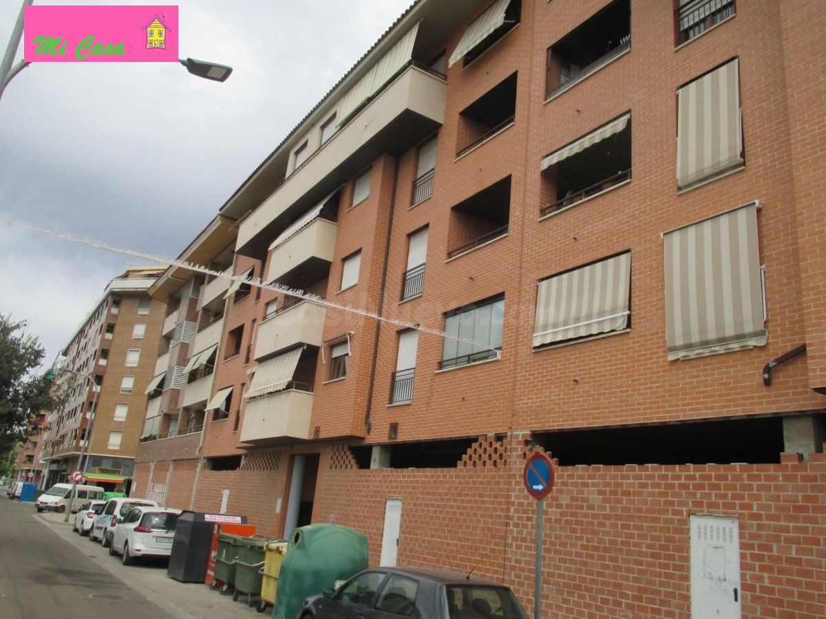 LOCAL COMERCIAL DE 230 MTRS, EN DOS PLANTAS