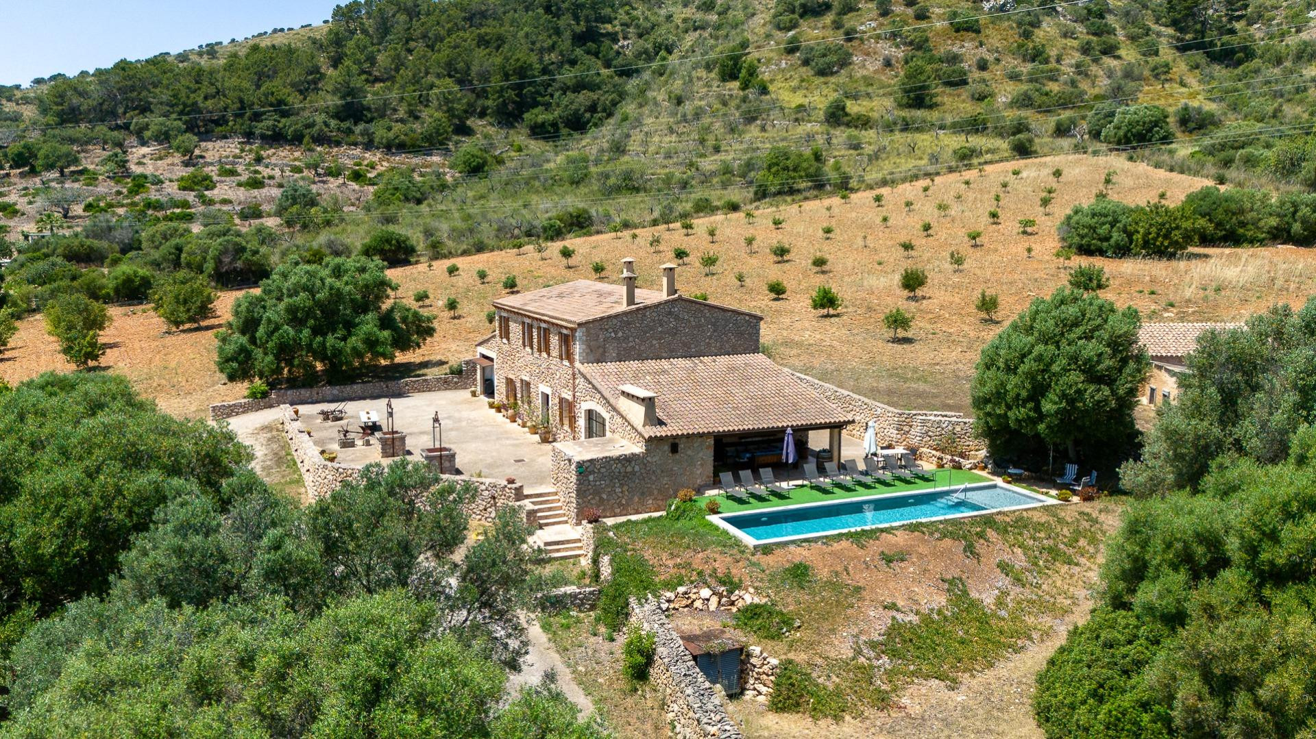 Exclusiva Finca Mallorquina con LICENCIA VACACIONAL en Sant Llorenç des Cardassar