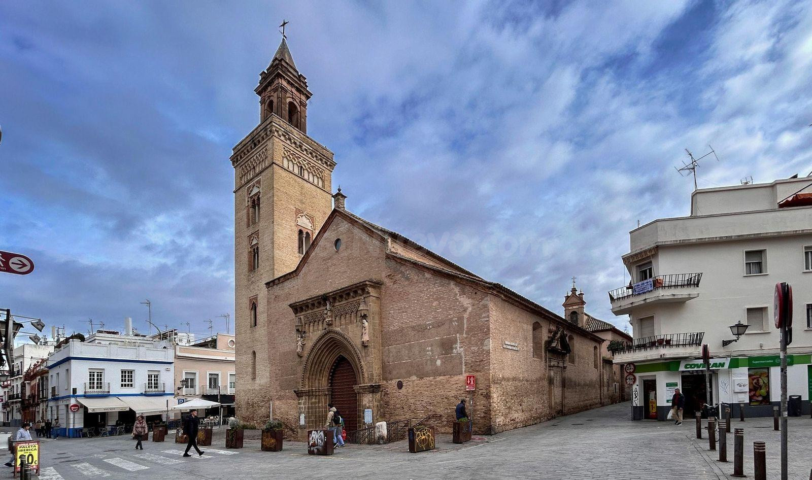 CASA SEÑORIAL DE ESTILO HISTÓRICO EN SAN LUIS  – ELEGANCIA, AMPLITUD Y ESENCIA SEVILLANA EN UNA UBICACIÓN PRIVILEGIADA