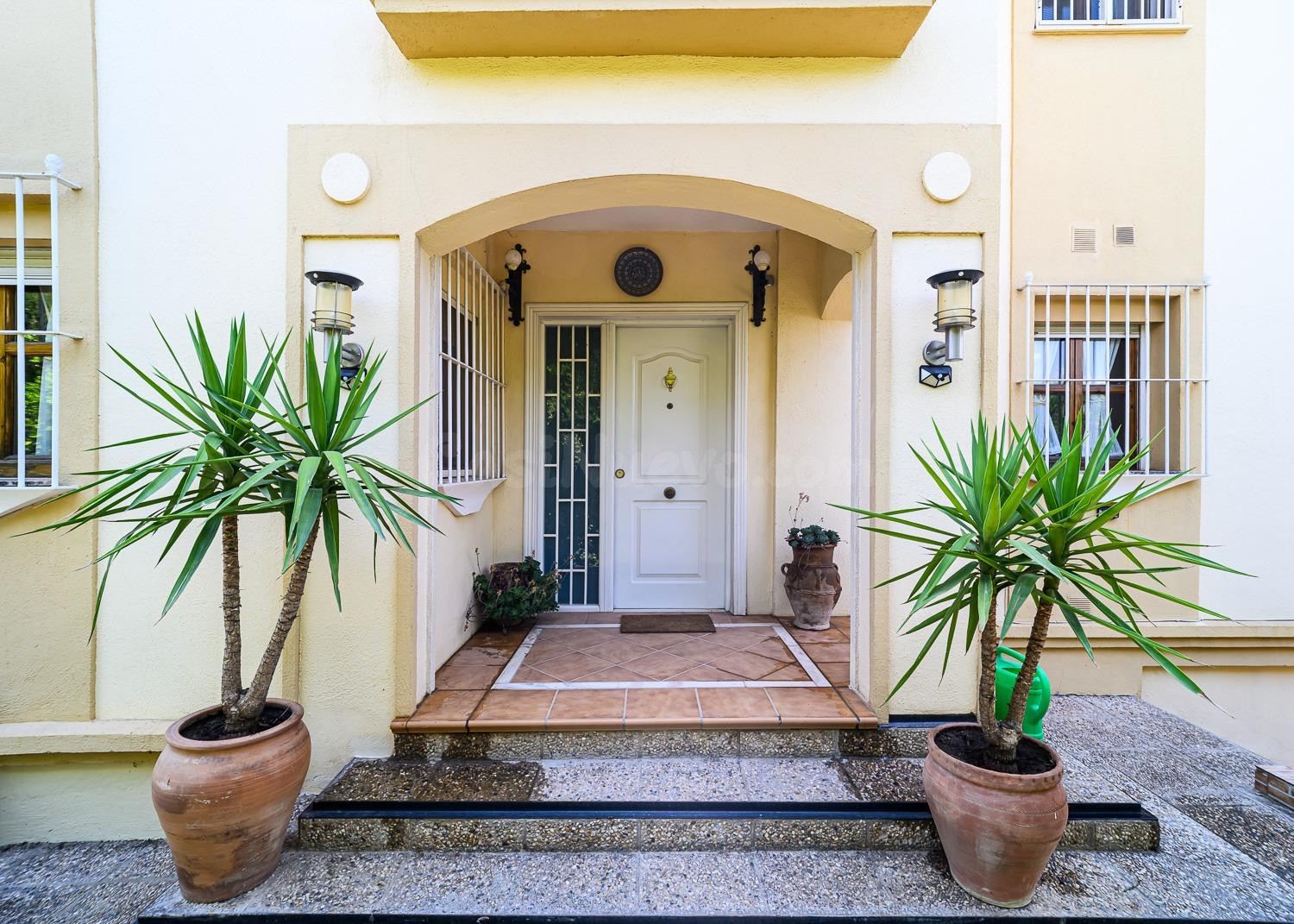 ¡Tu Oasis Privado de Lujo en Cortijo del Aire: Piscina, Espacio y Exclusividad en Albolote!