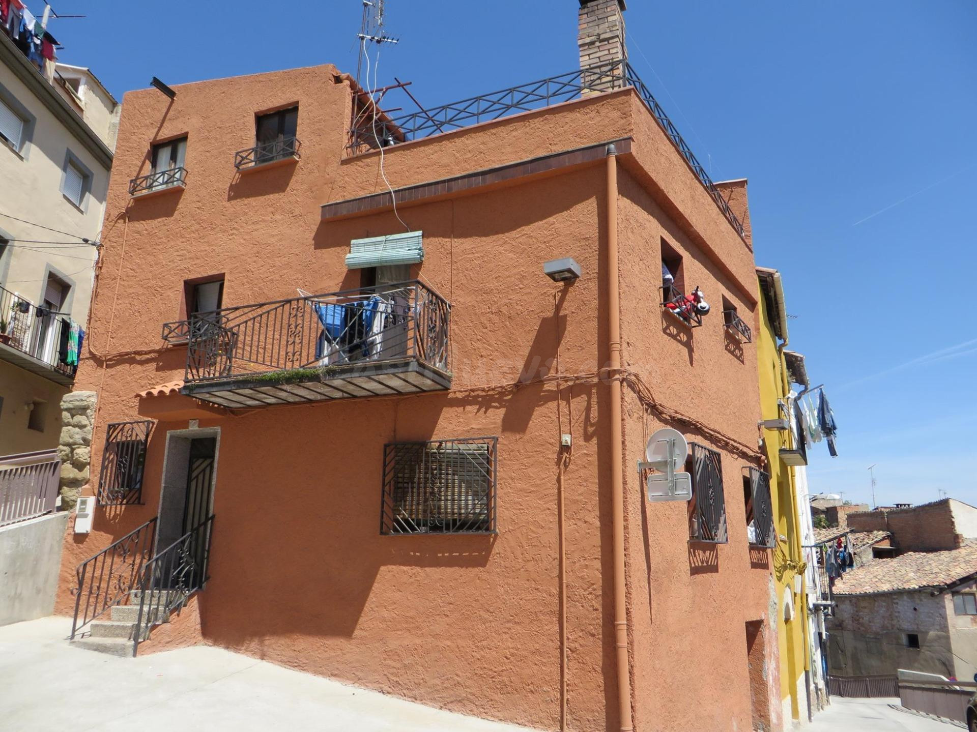 Inversión inmobiliaria en Balaguer: Oportunidad única sin posesión