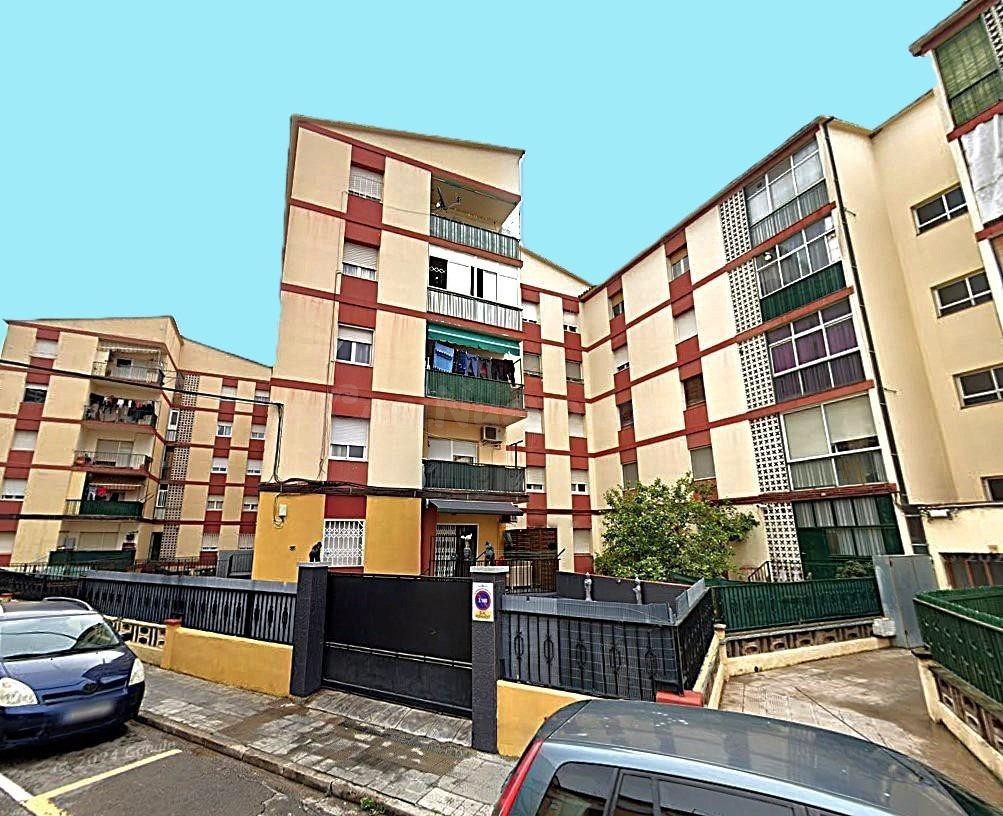 Piso Figueres 3 dormitorios zona céntrica inversión