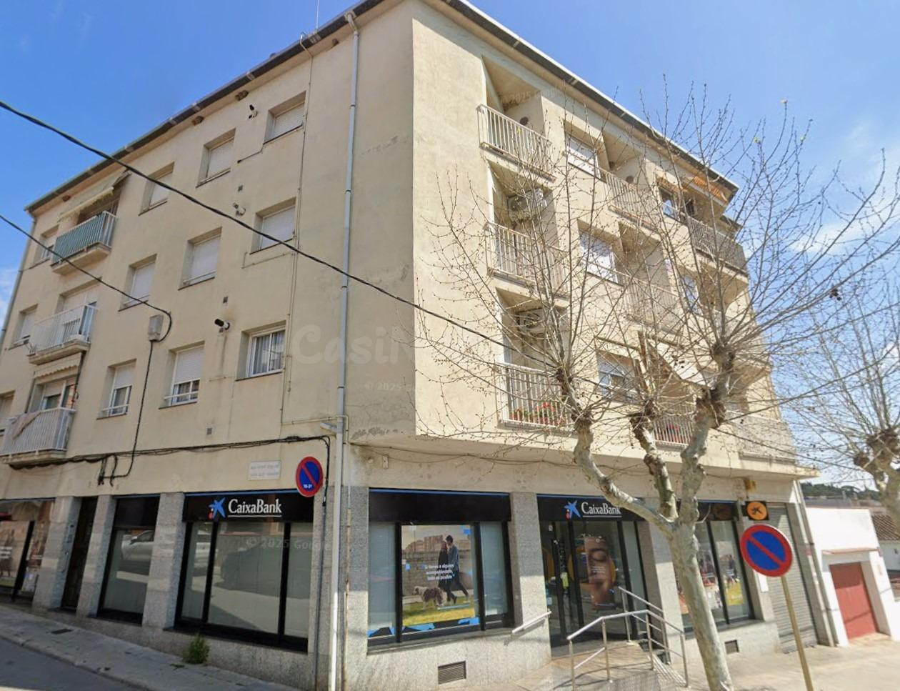 Piso inversión Tordera: Oportunidad con potencial residencial y comercial