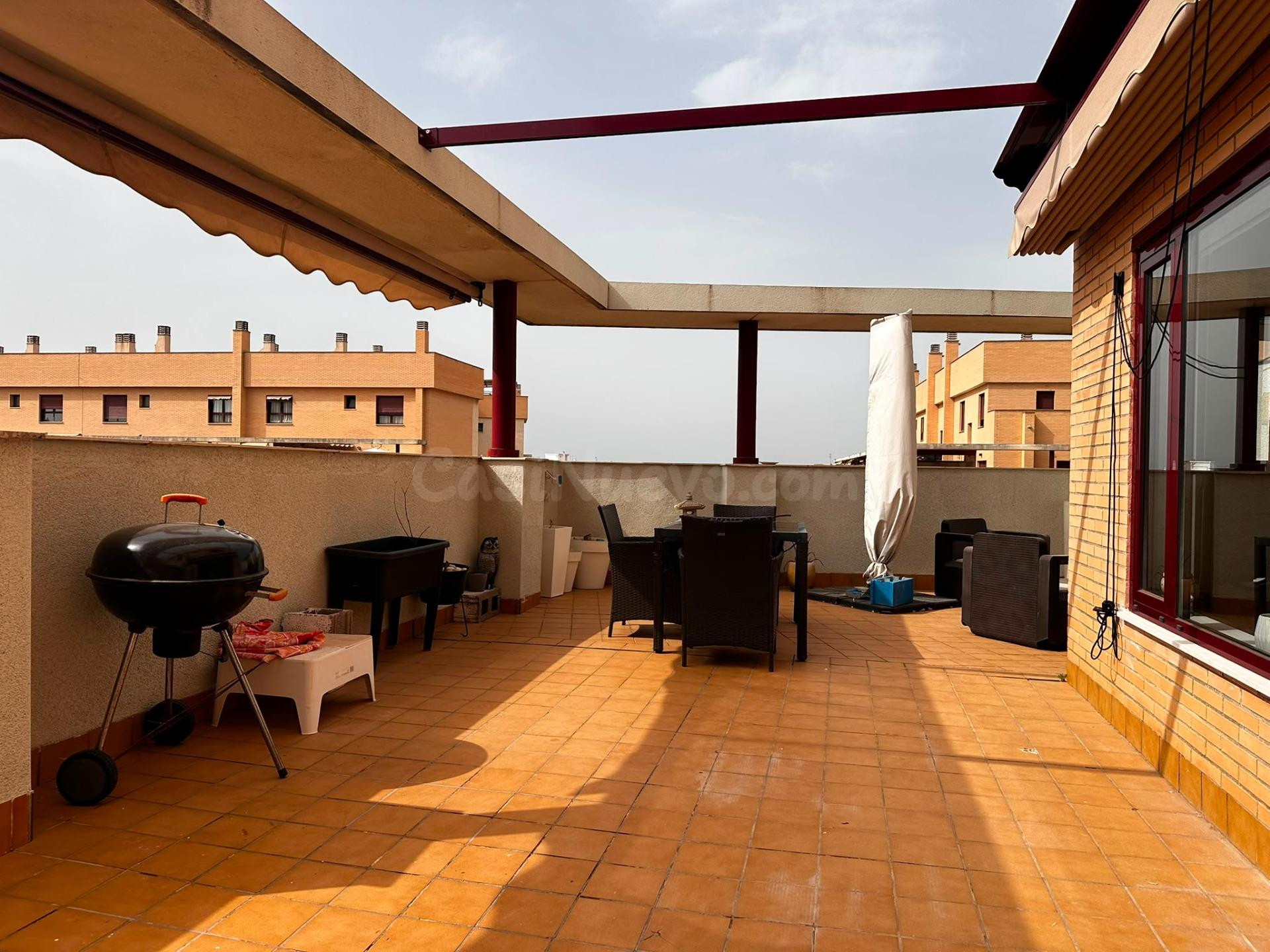 Exclusivo ático dúplex con espectacular terraza de 40 m2 en Nou Espai (Aldaia)