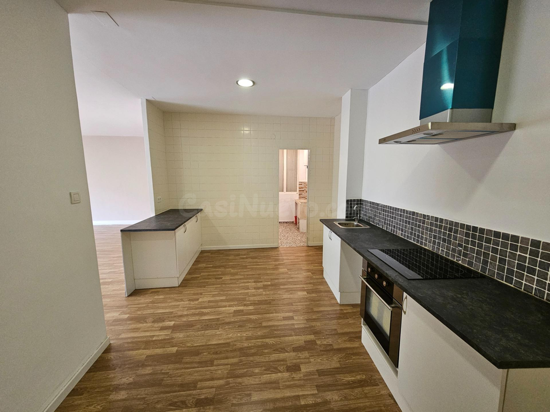 VIVIENDA EN SOLLANA CON TERRAZA Y PERFECTA PARA ENTRAR A VIVIR