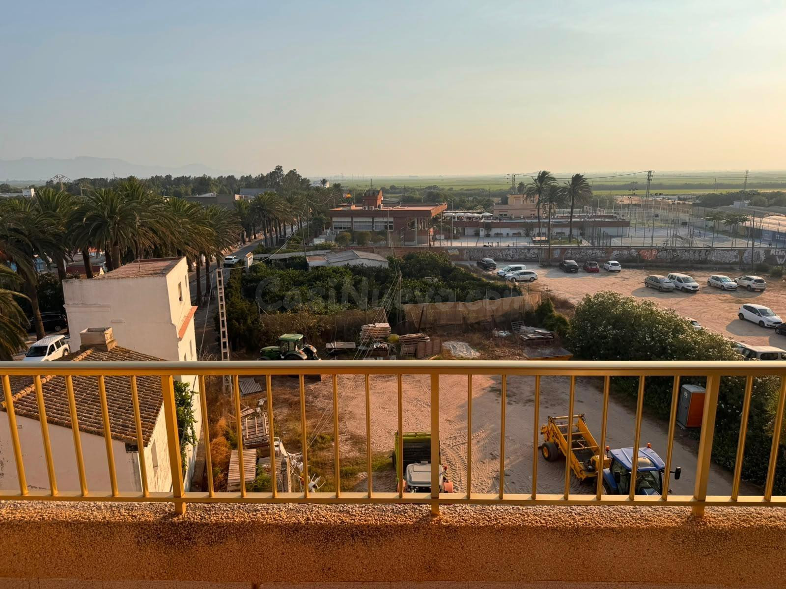 Se vende magnífico apartamento en Les Palmeres (Sueca), a pocos metros de la playa