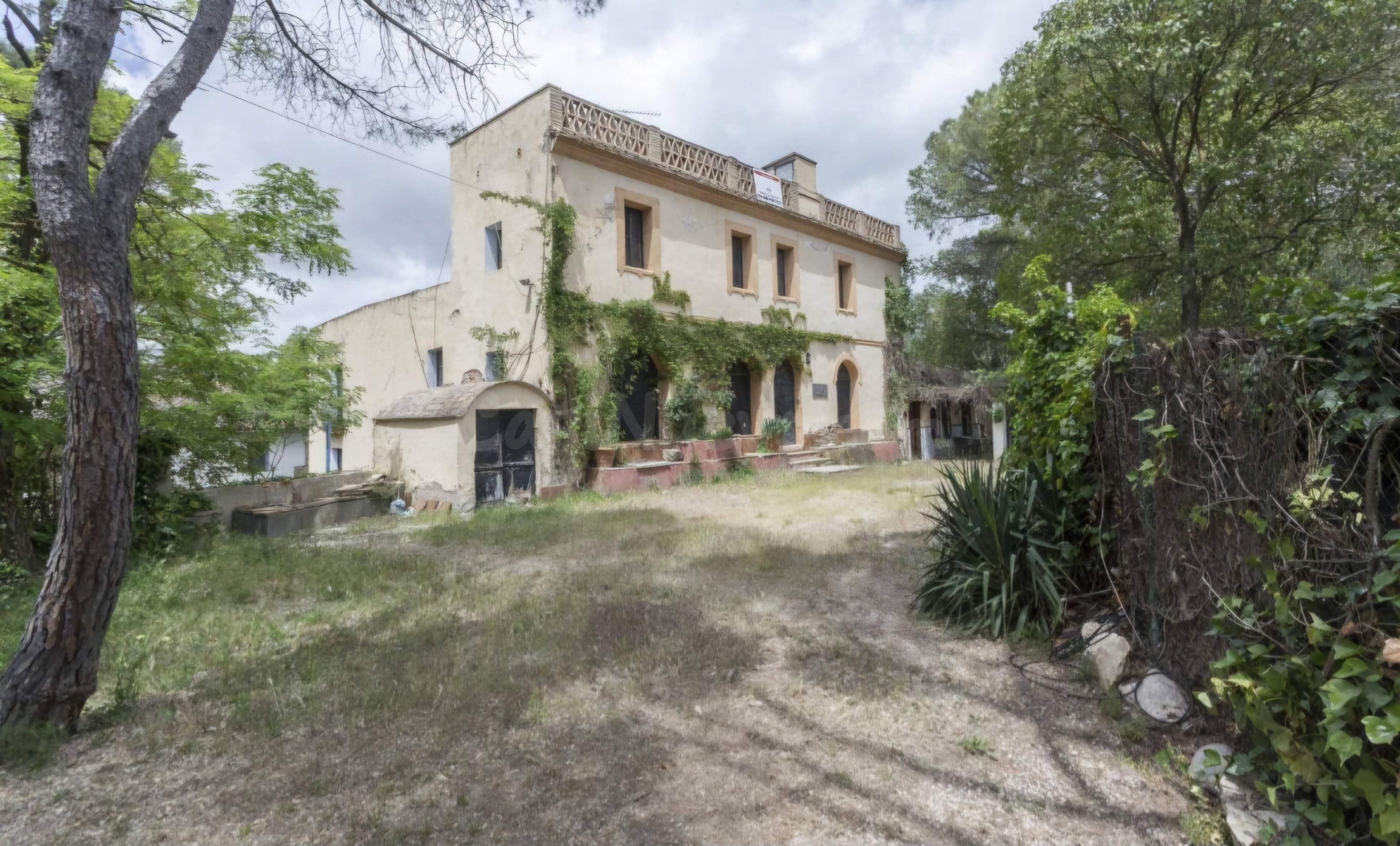Casa rural con encanto en entorno natural privilegiado en el Alt Penedés.