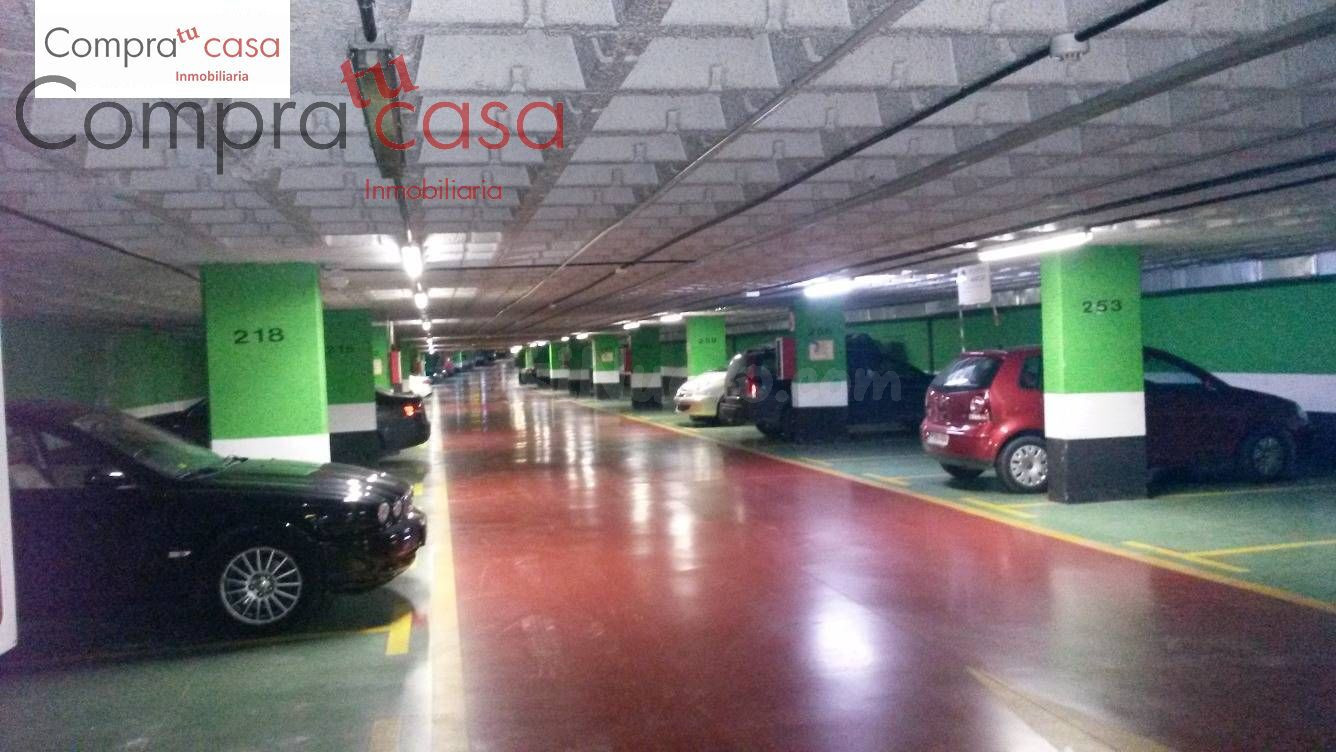 VENTA/ALQUILER PLAZA DE GARAJE EN PARKING AVD. ACUEDUCTO.